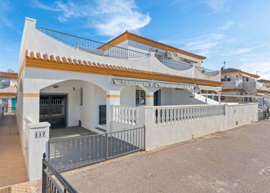 Återförsäljning - Villa - Orihuela Costa - Costa Blanca