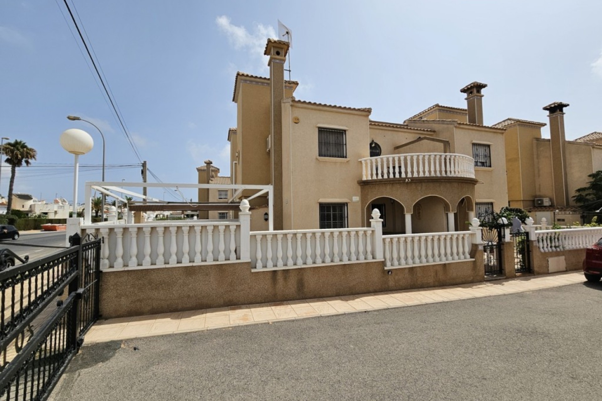 Återförsäljning - Villa - Orihuela Costa - Costa Blanca