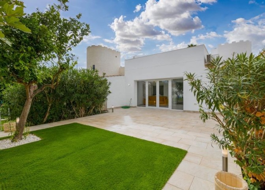 Återförsäljning - Villa - Orihuela Costa - Costa Blanca