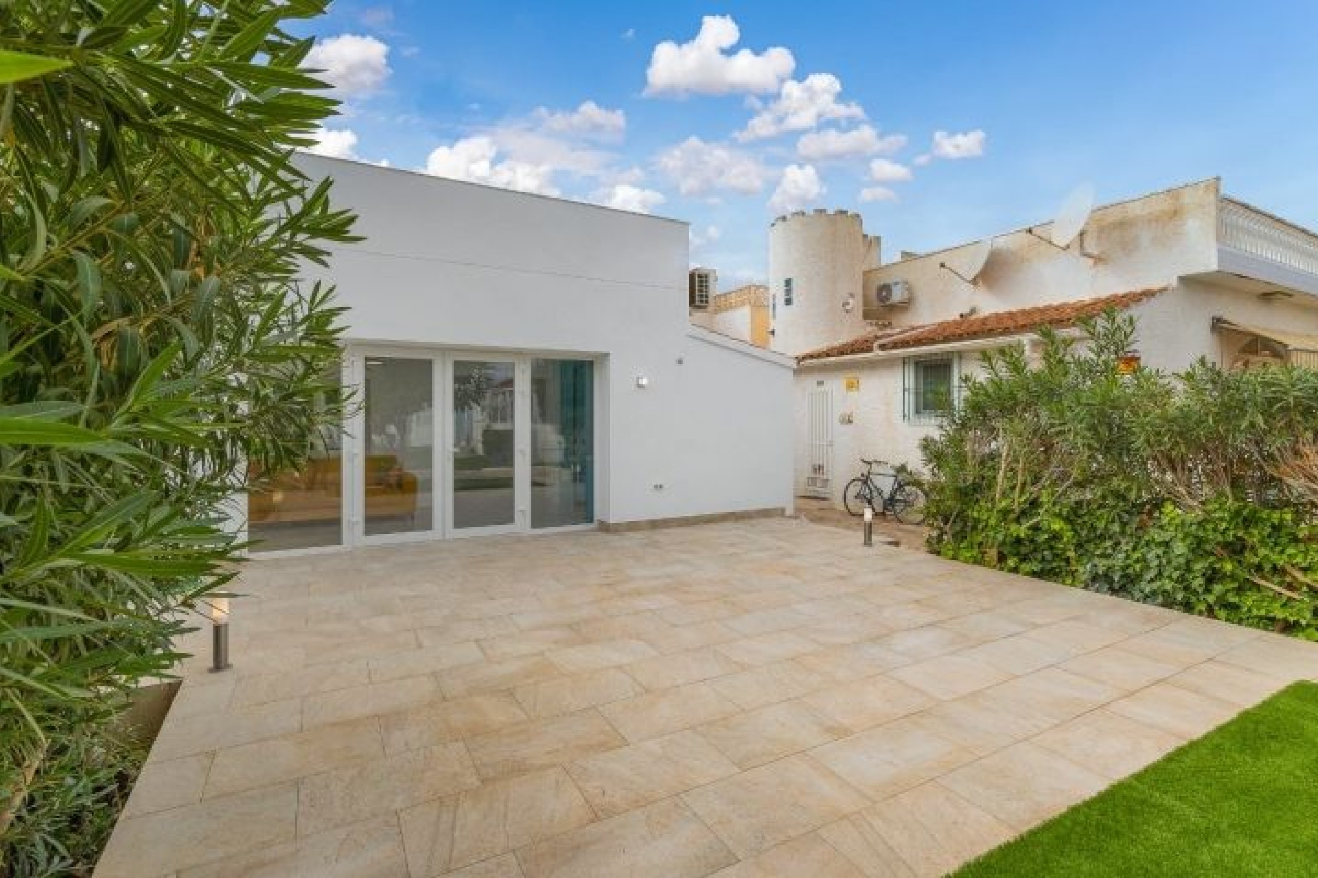 Återförsäljning - Villa - Orihuela Costa - Costa Blanca