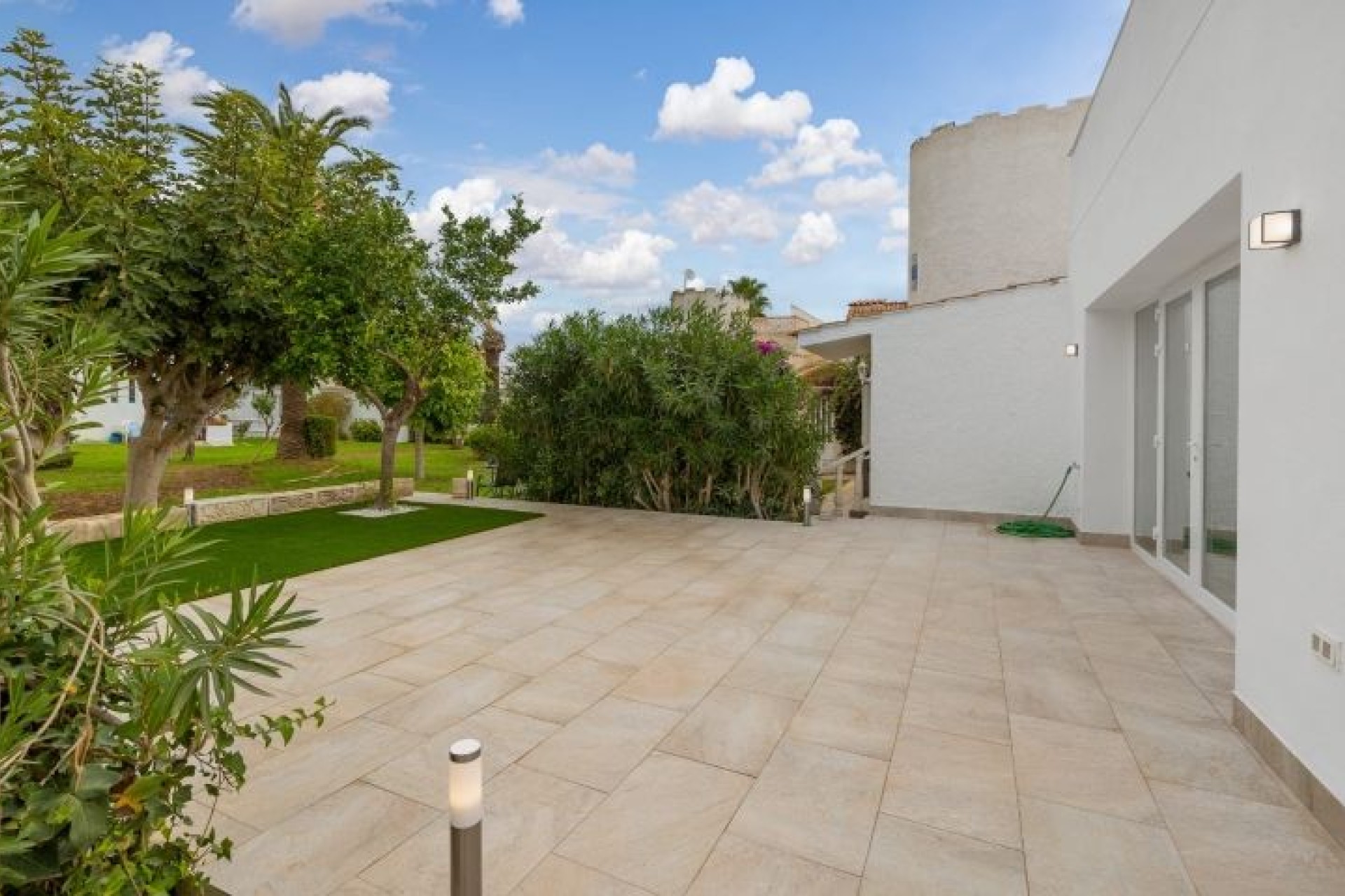 Återförsäljning - Villa - Orihuela Costa - Costa Blanca