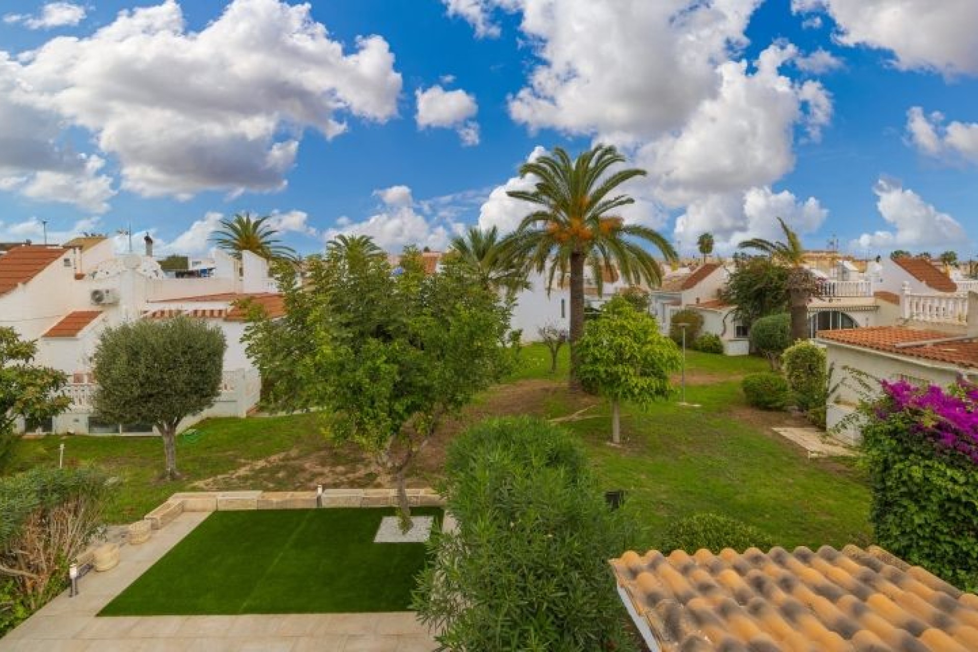 Återförsäljning - Villa - Orihuela Costa - Costa Blanca