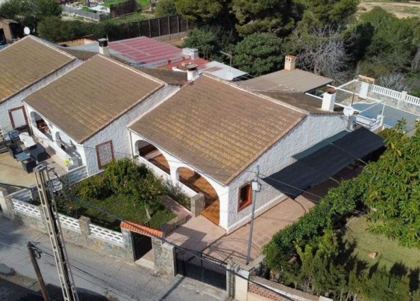 Återförsäljning - Villa - Orihuela Costa - Costa Blanca