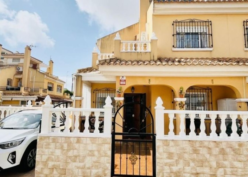 Återförsäljning - Villa - Orihuela Costa - Costa Blanca