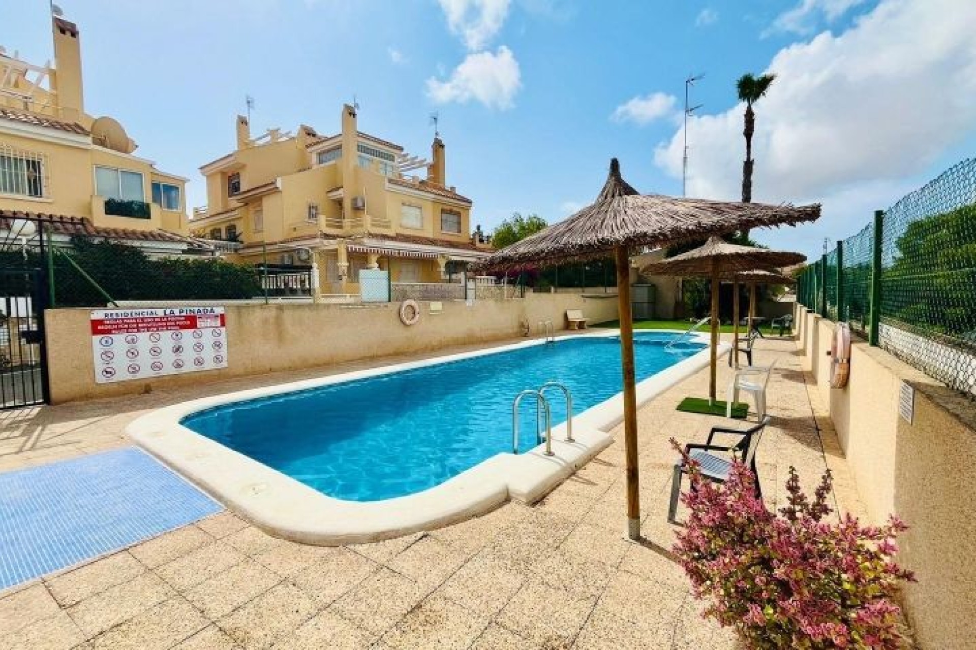 Återförsäljning - Villa - Orihuela Costa - Costa Blanca