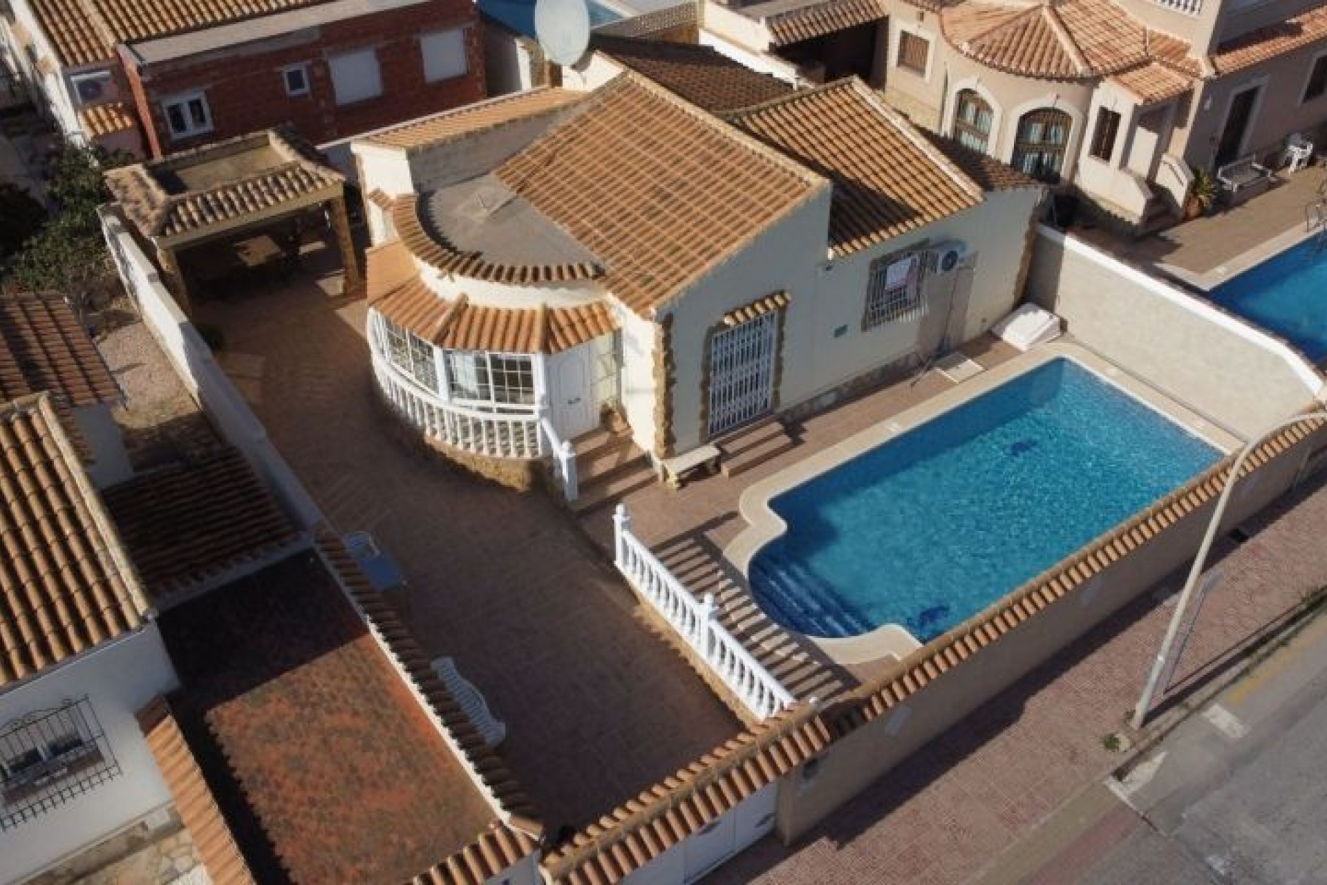 Återförsäljning - Villa - Orihuela Costa - Costa Blanca