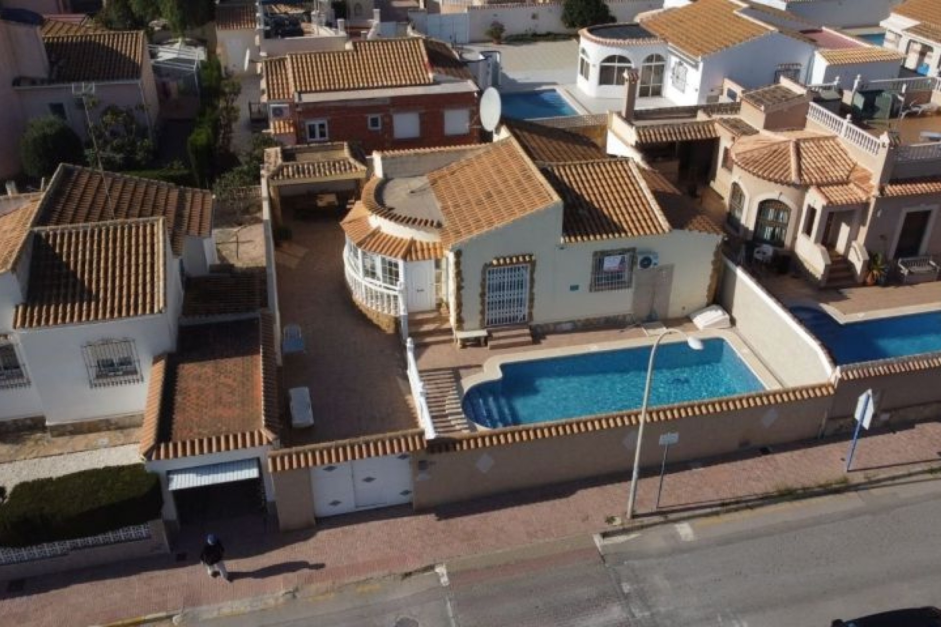 Återförsäljning - Villa - Orihuela Costa - Costa Blanca