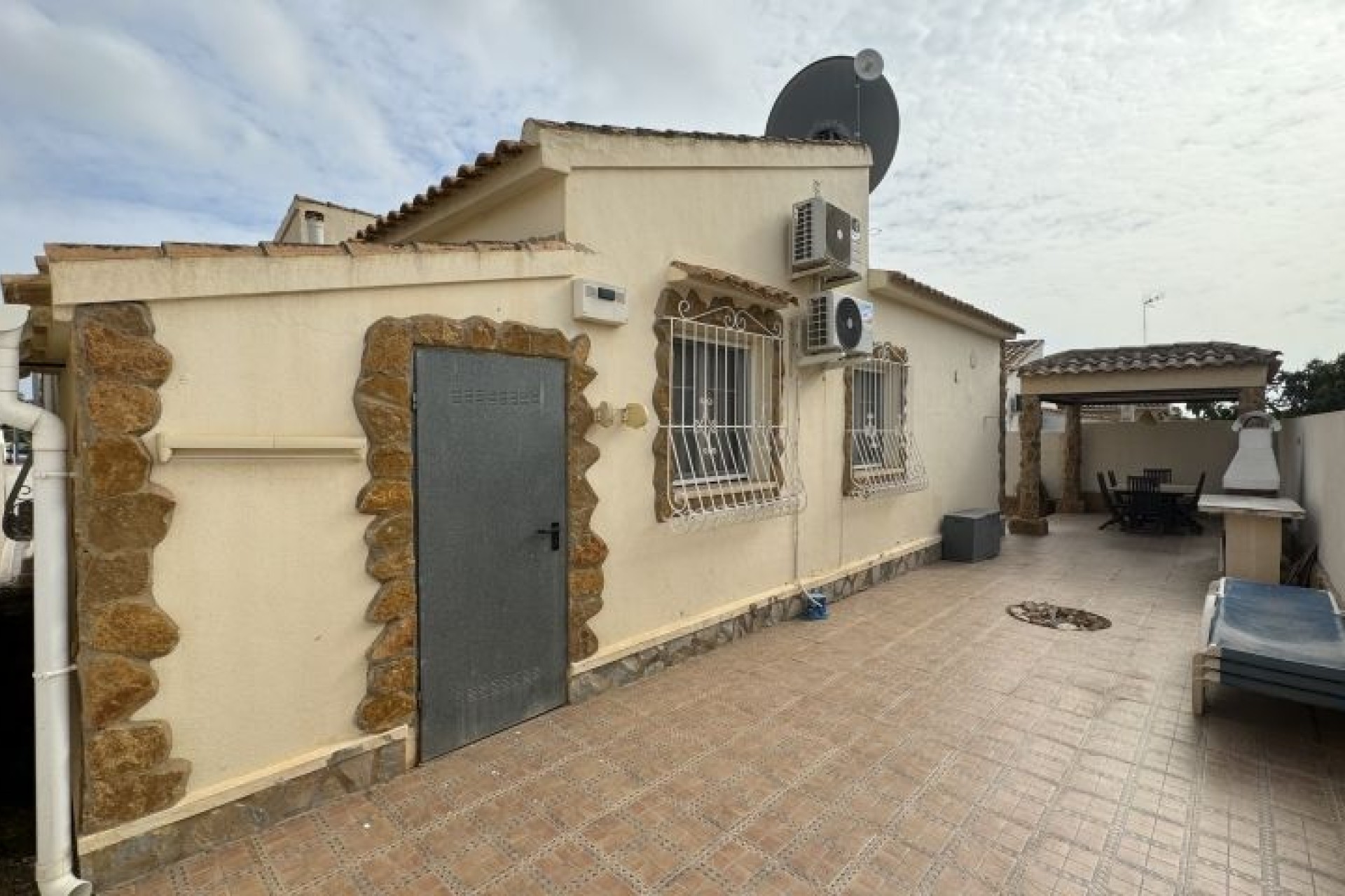 Återförsäljning - Villa - Orihuela Costa - Costa Blanca