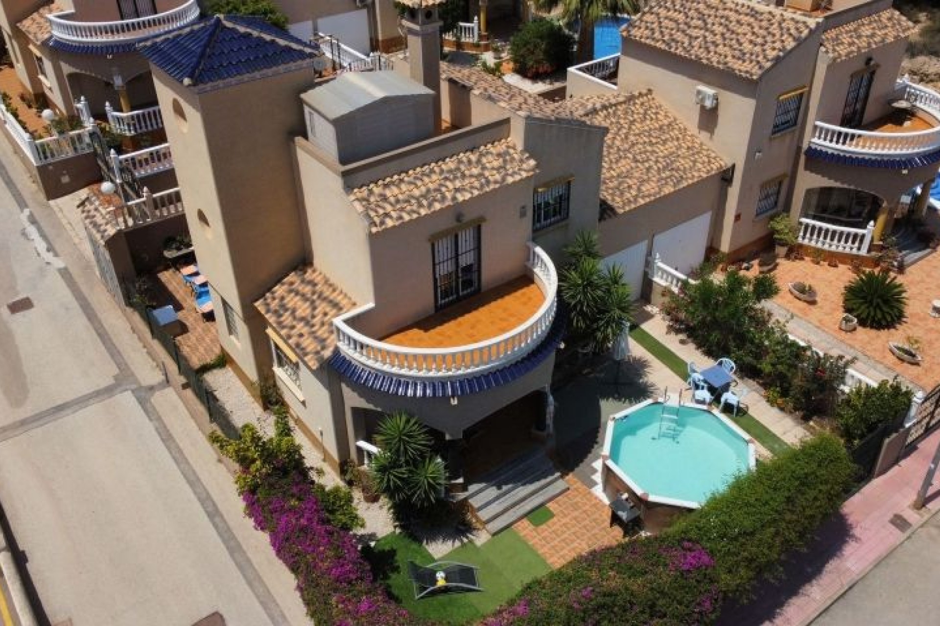 Återförsäljning - Villa - Orihuela Costa - Costa Blanca