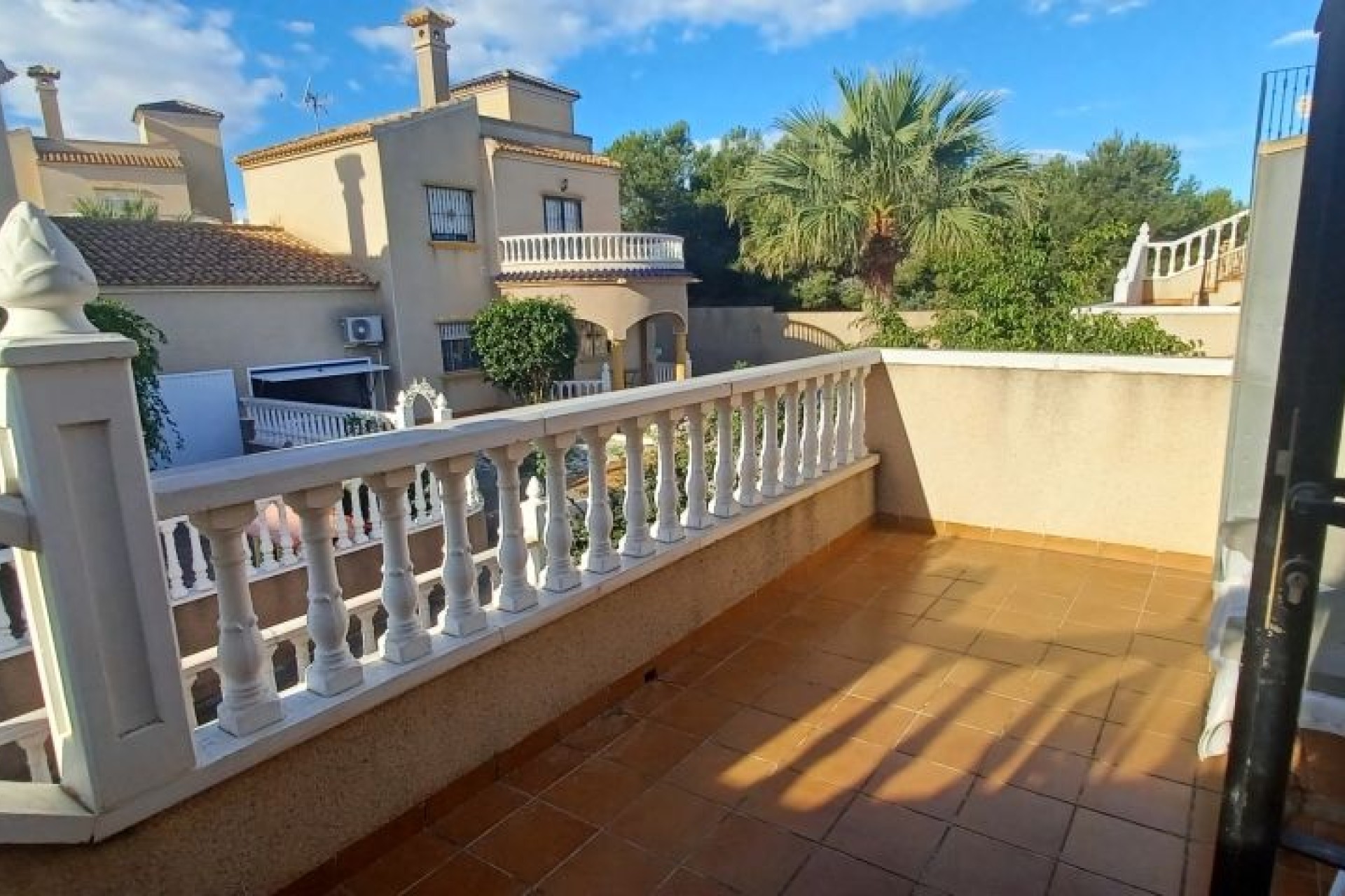 Återförsäljning - Villa - Orihuela Costa - Costa Blanca