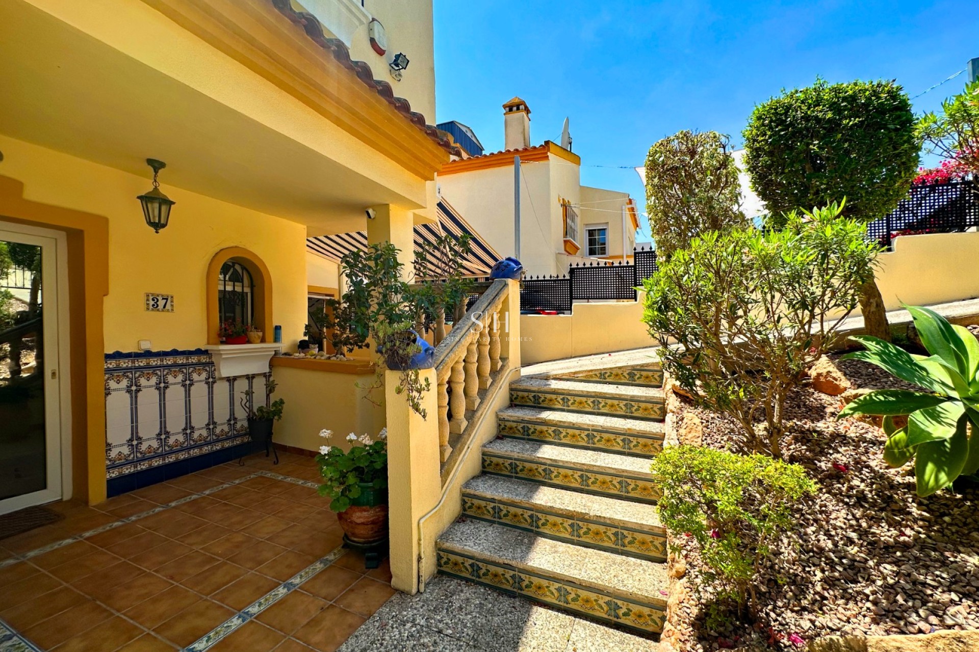 Återförsäljning - Villa - Orihuela Costa - Costa Blanca