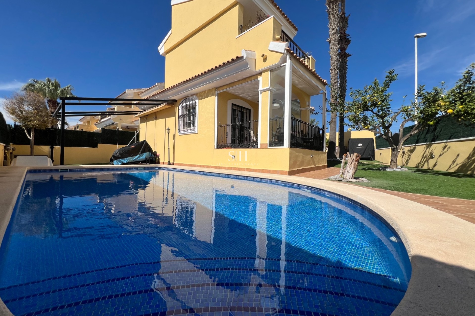 Återförsäljning - Villa - Orihuela Costa - Costa Blanca
