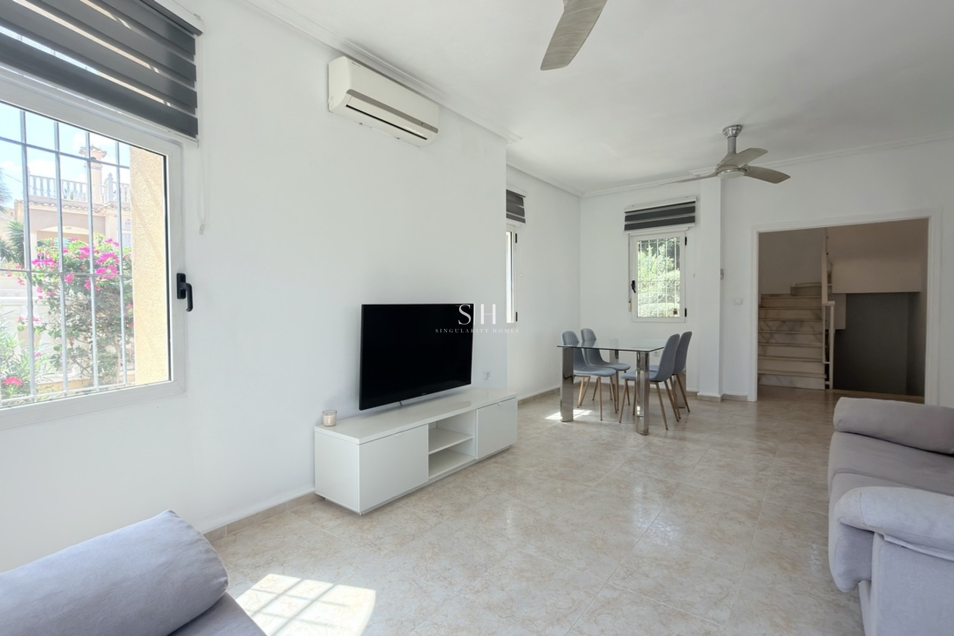 Återförsäljning - Villa - Orihuela Costa - Costa Blanca