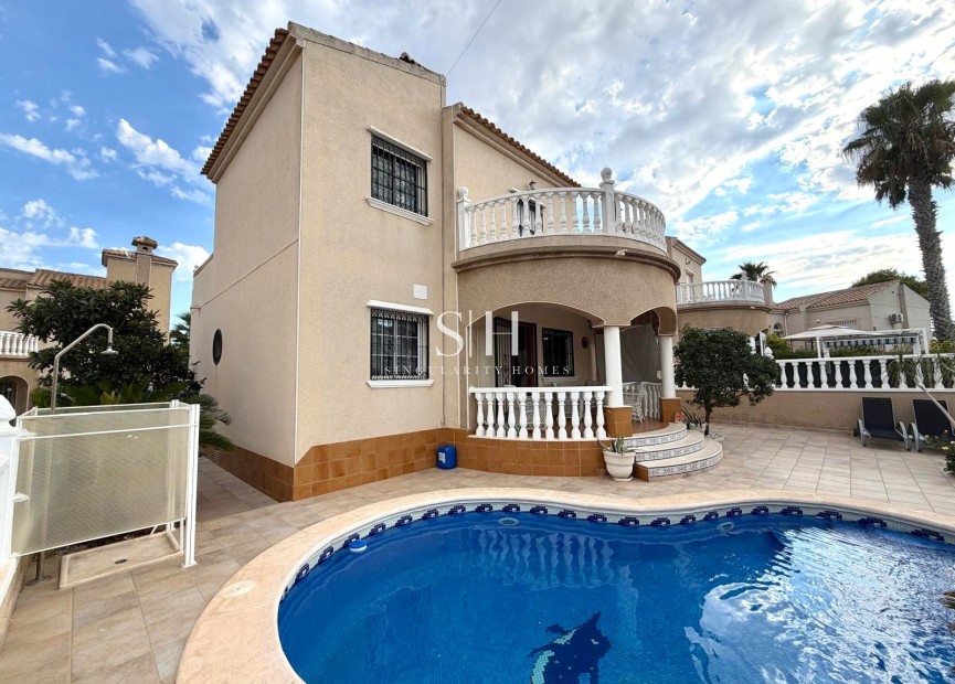 Återförsäljning - Villa - Orihuela Costa - Costa Blanca