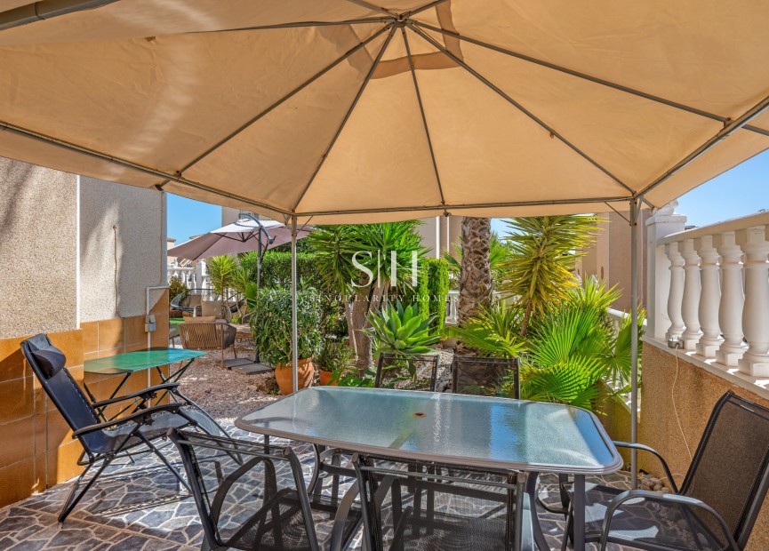 Återförsäljning - Villa - Orihuela Costa - Costa Blanca