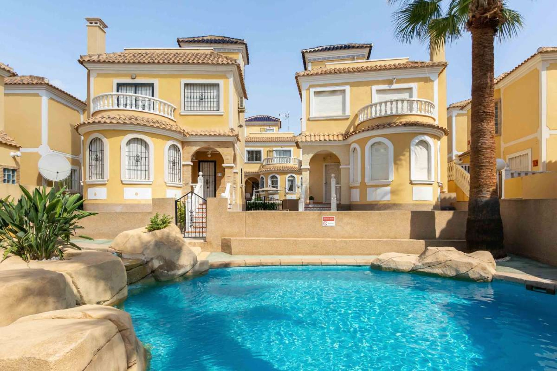 Återförsäljning - Villa - Orihuela Costa - Costa Blanca