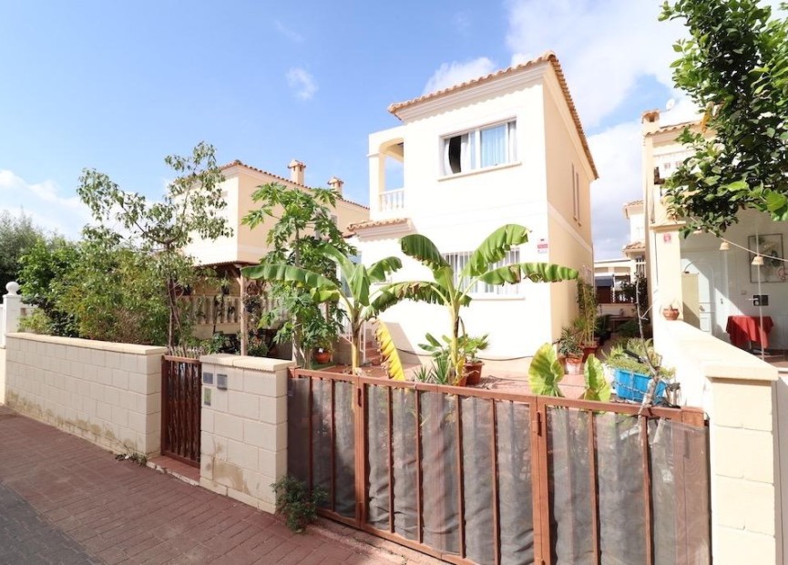 Återförsäljning - Villa - Orihuela Costa - Costa Blanca