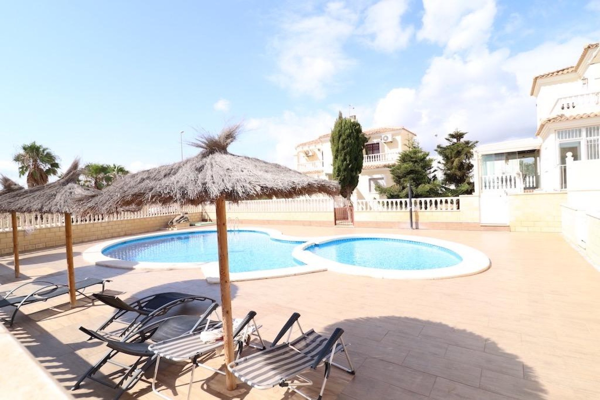 Återförsäljning - Villa - Orihuela Costa - Costa Blanca