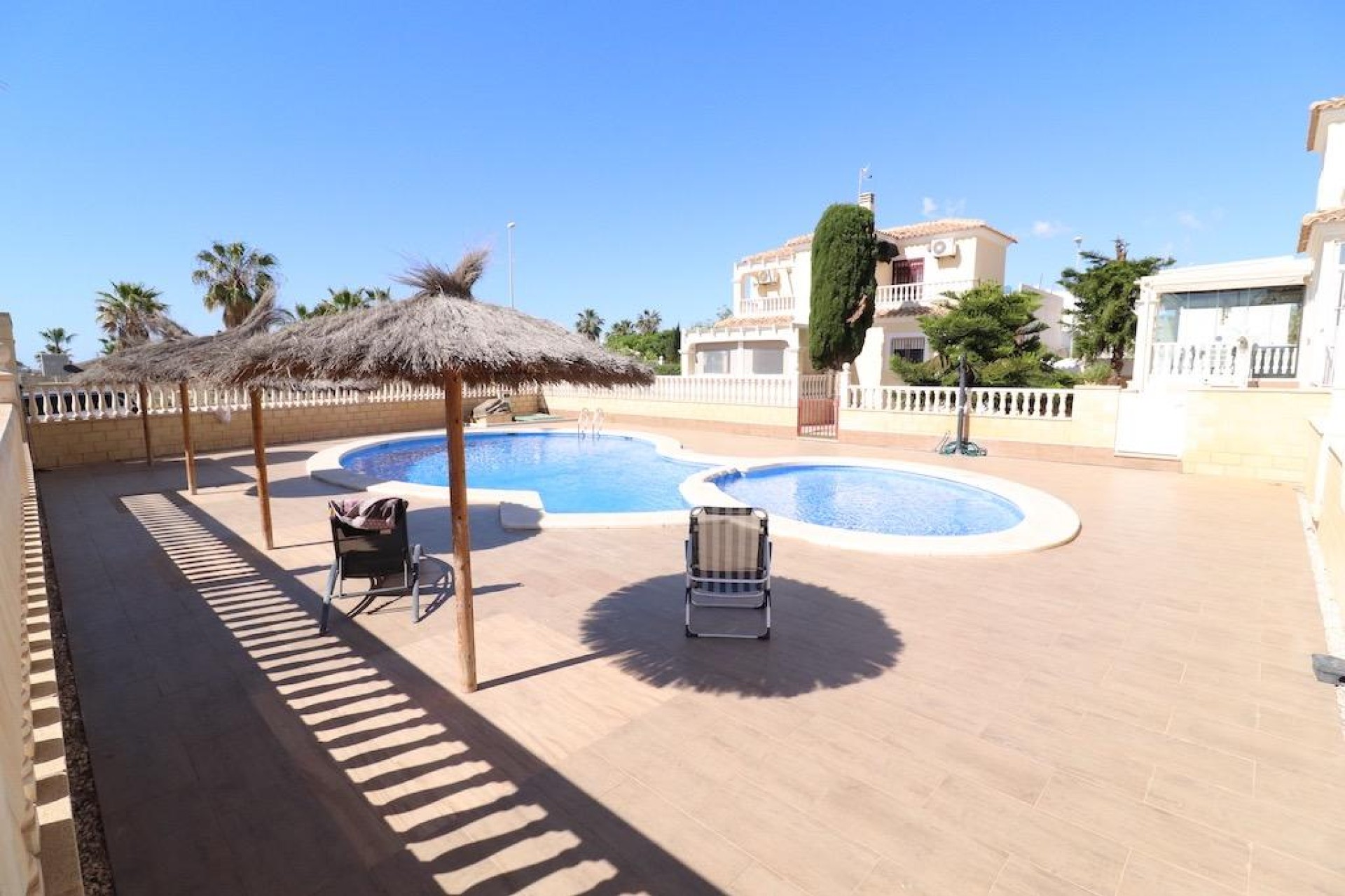 Återförsäljning - Villa - Orihuela Costa - Costa Blanca