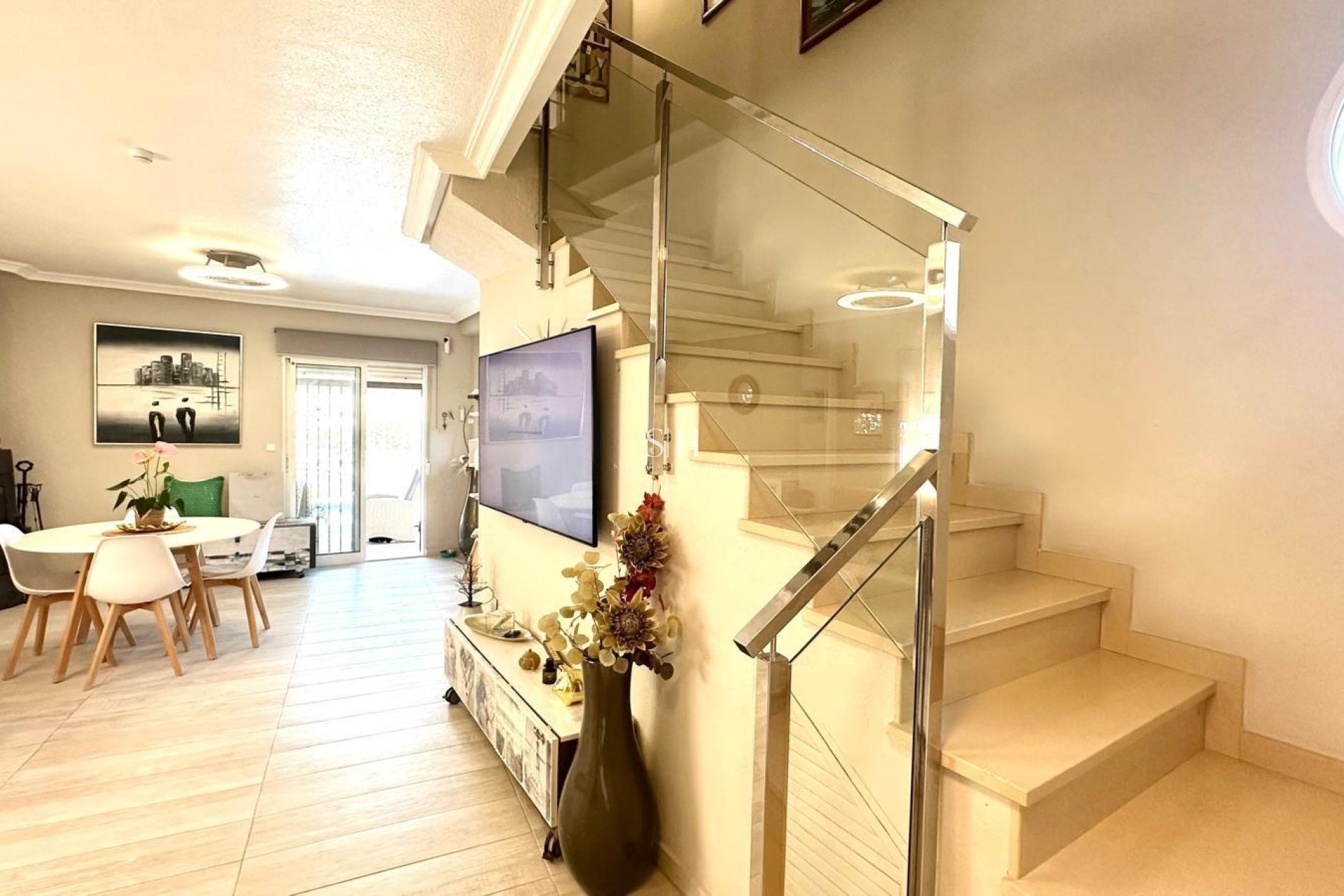 Återförsäljning - Villa - Orihuela Costa - La Regia