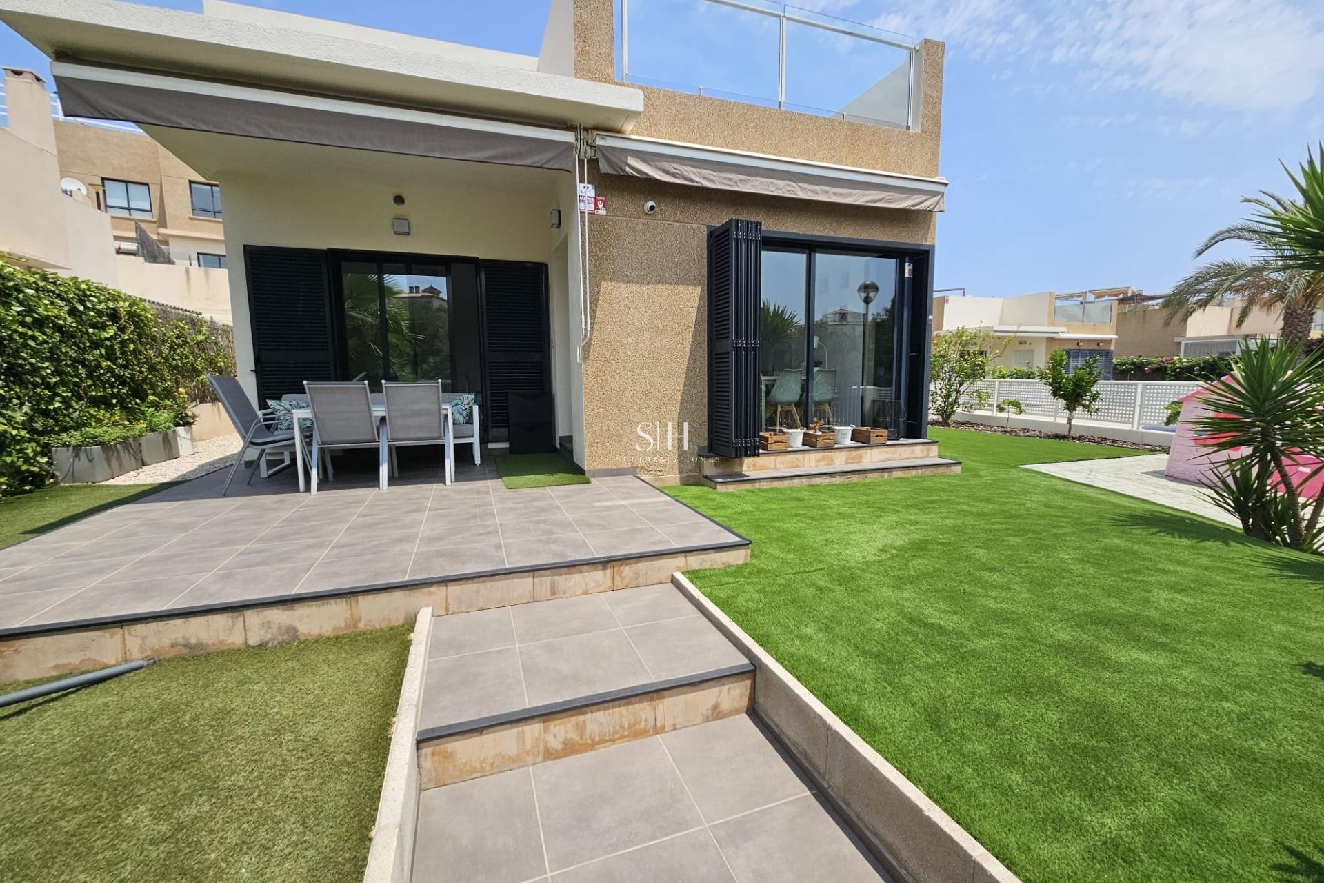 Återförsäljning - Villa - Orihuela Costa - La Regia