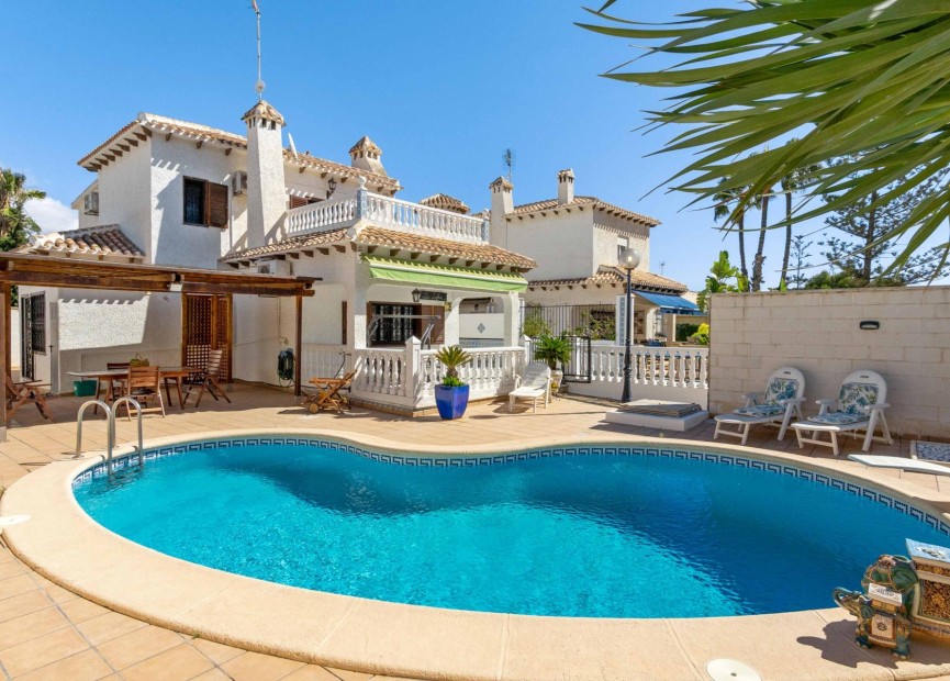 Återförsäljning - Villa - Orihuela Costa - La Zenia