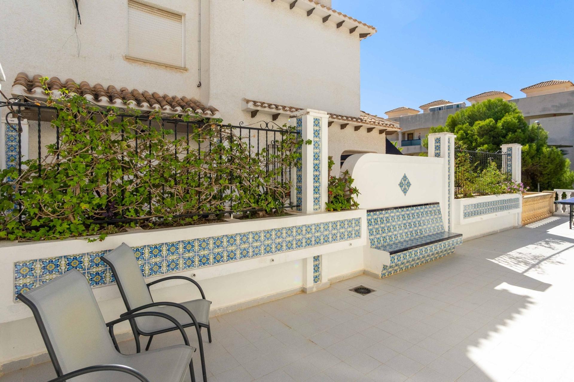 Återförsäljning - Villa - Orihuela Costa - La Zenia