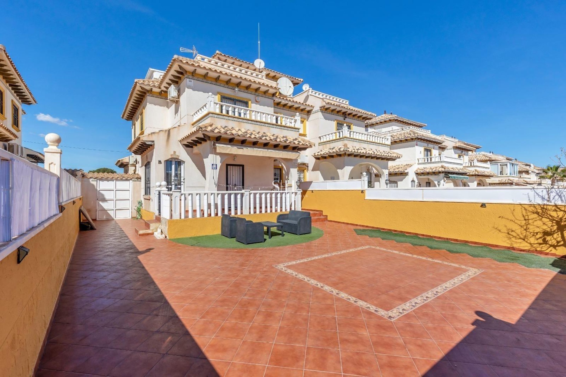 Återförsäljning - Villa - Orihuela Costa - Lomas De Cabo Roig-los Dolses
