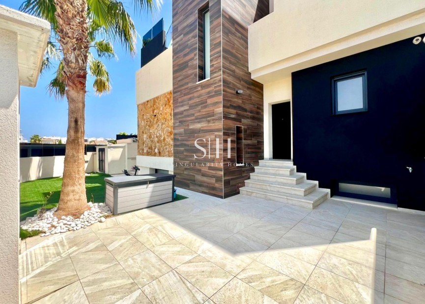 Återförsäljning - Villa - Orihuela Costa - Lomas de Cabo Roig