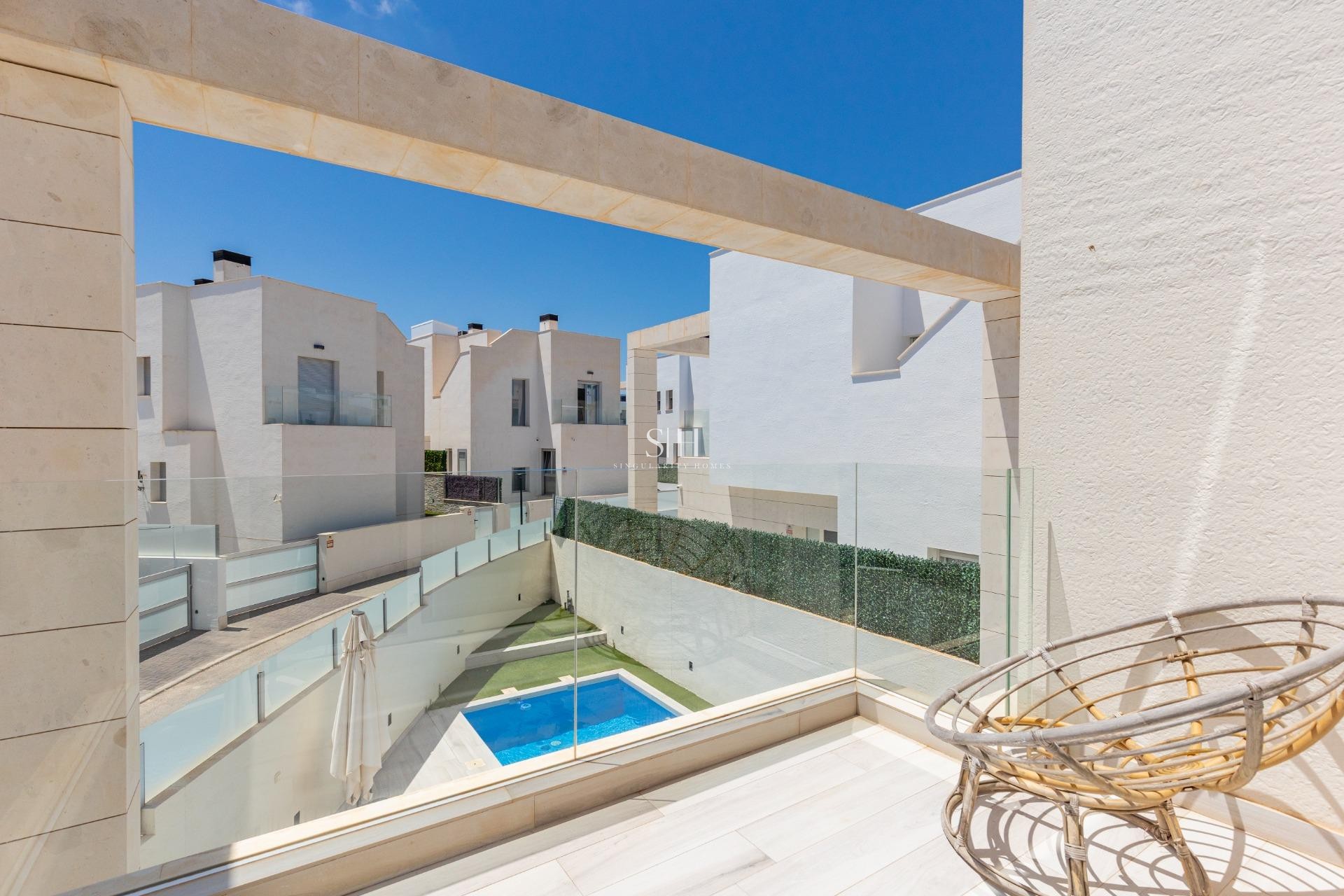 Återförsäljning - Villa - Orihuela Costa - Lomas de Cabo Roig