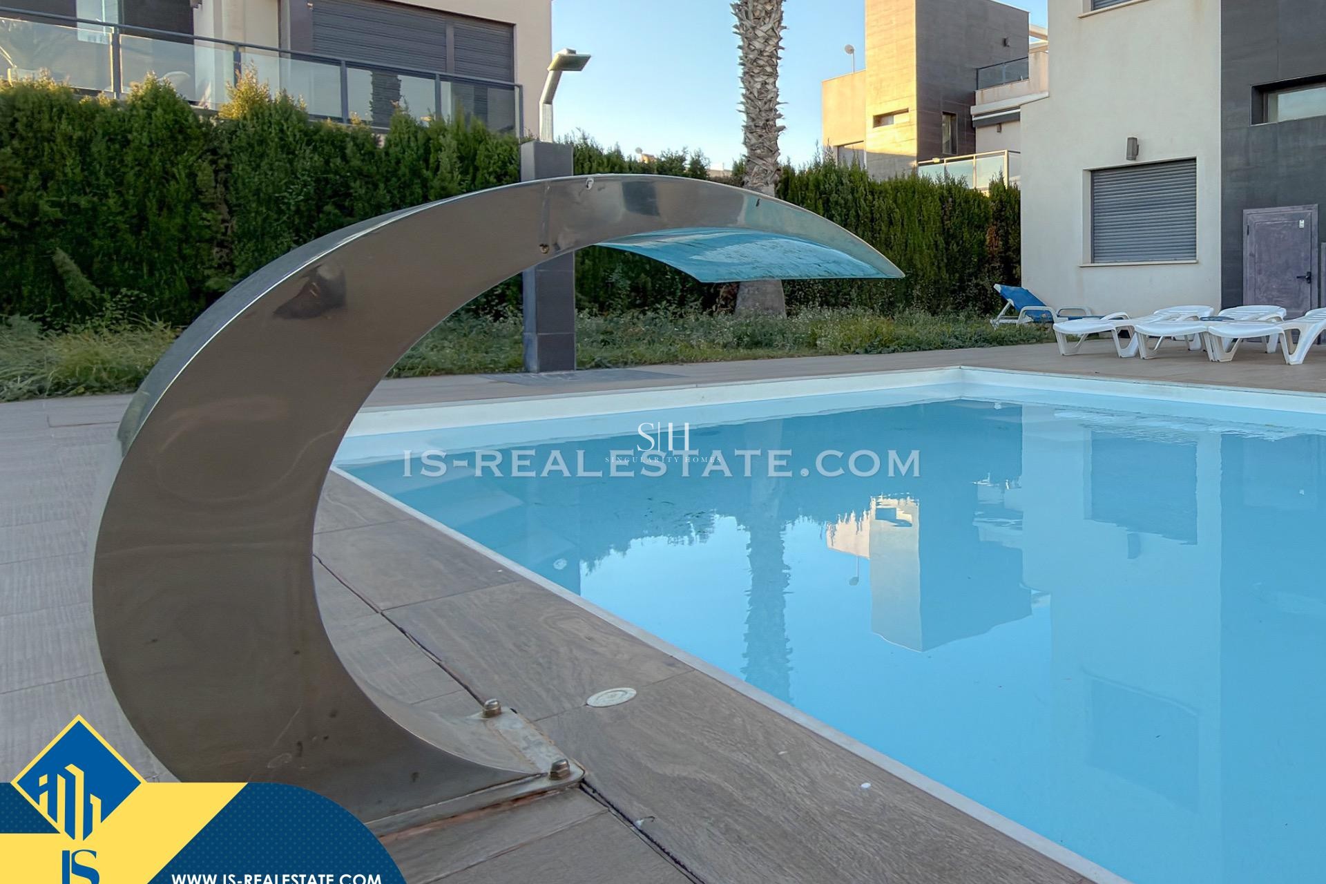 Återförsäljning - Villa - Orihuela Costa - Lomas de Cabo Roig