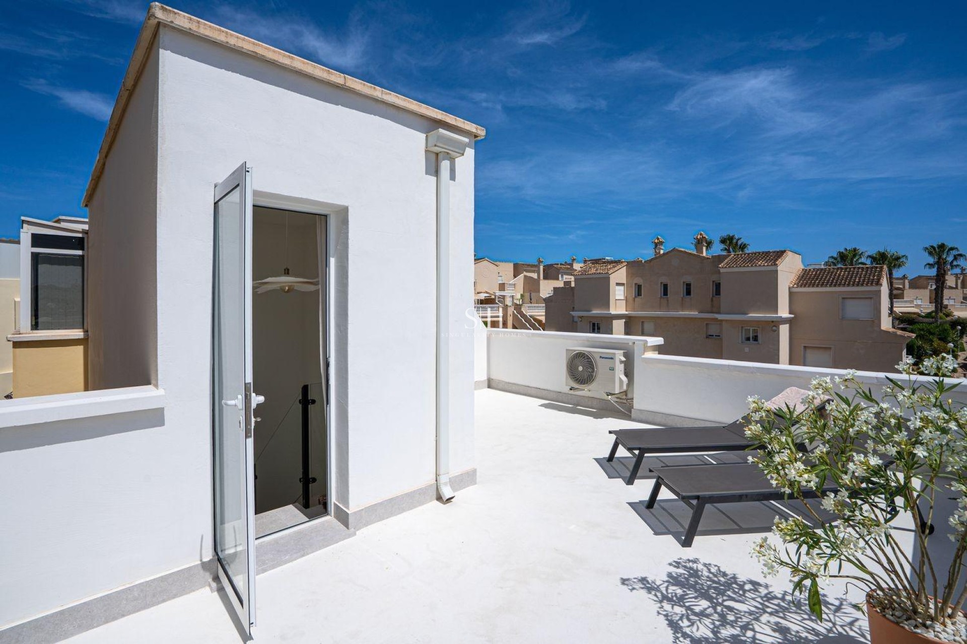 Återförsäljning - Villa - Orihuela Costa - Los Almendros-la Florida