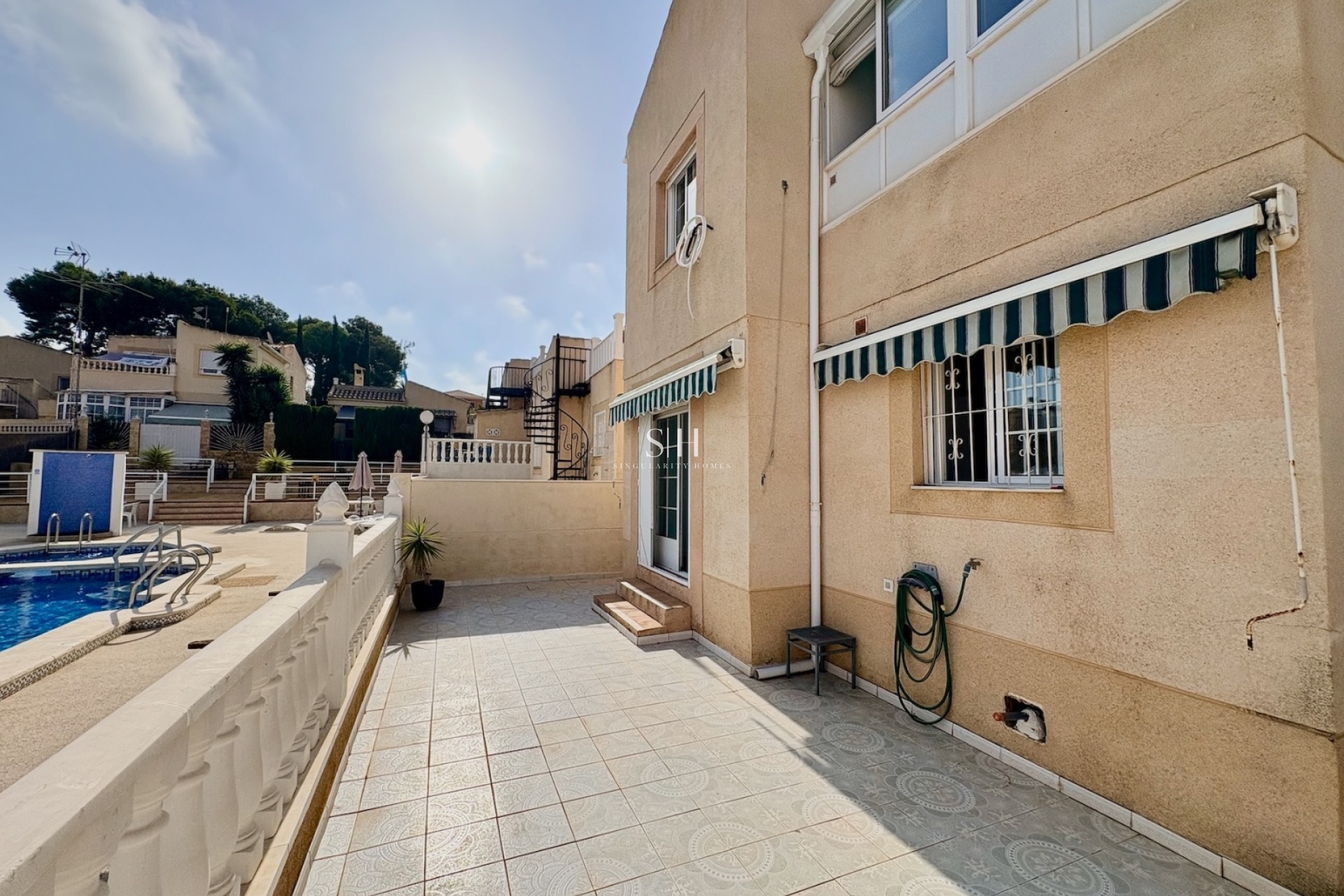 Återförsäljning - Villa - Orihuela Costa - Los Balcones
