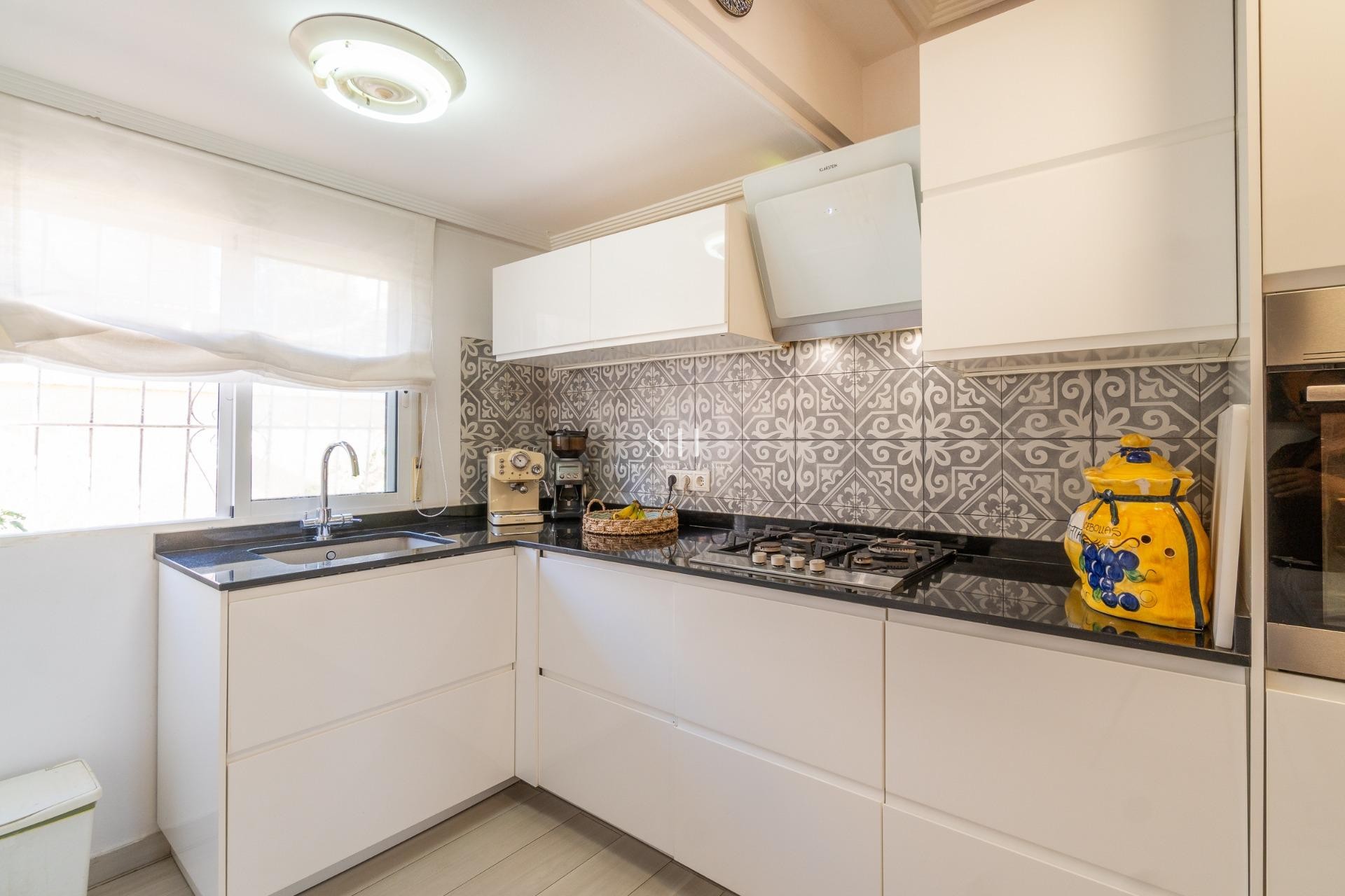 Återförsäljning - Villa - Orihuela Costa - Los Balcones