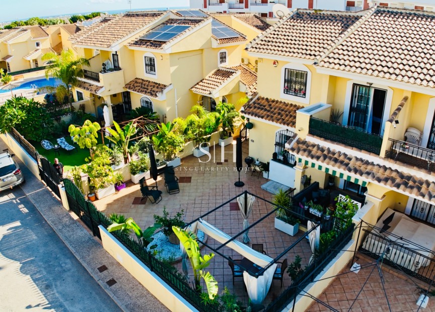 Återförsäljning - Villa - Orihuela Costa - Los Dolses