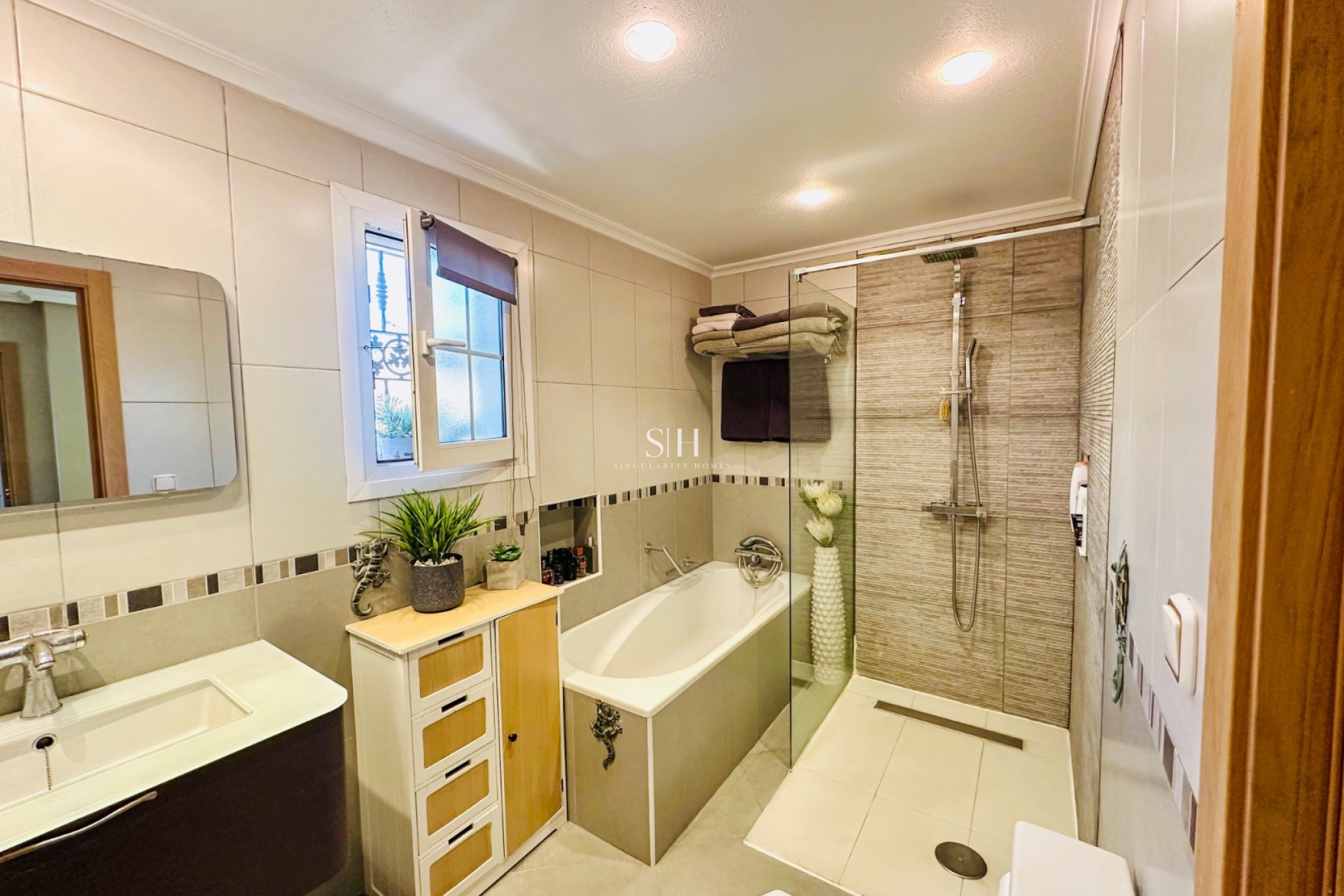 Återförsäljning - Villa - Orihuela Costa - Los Dolses