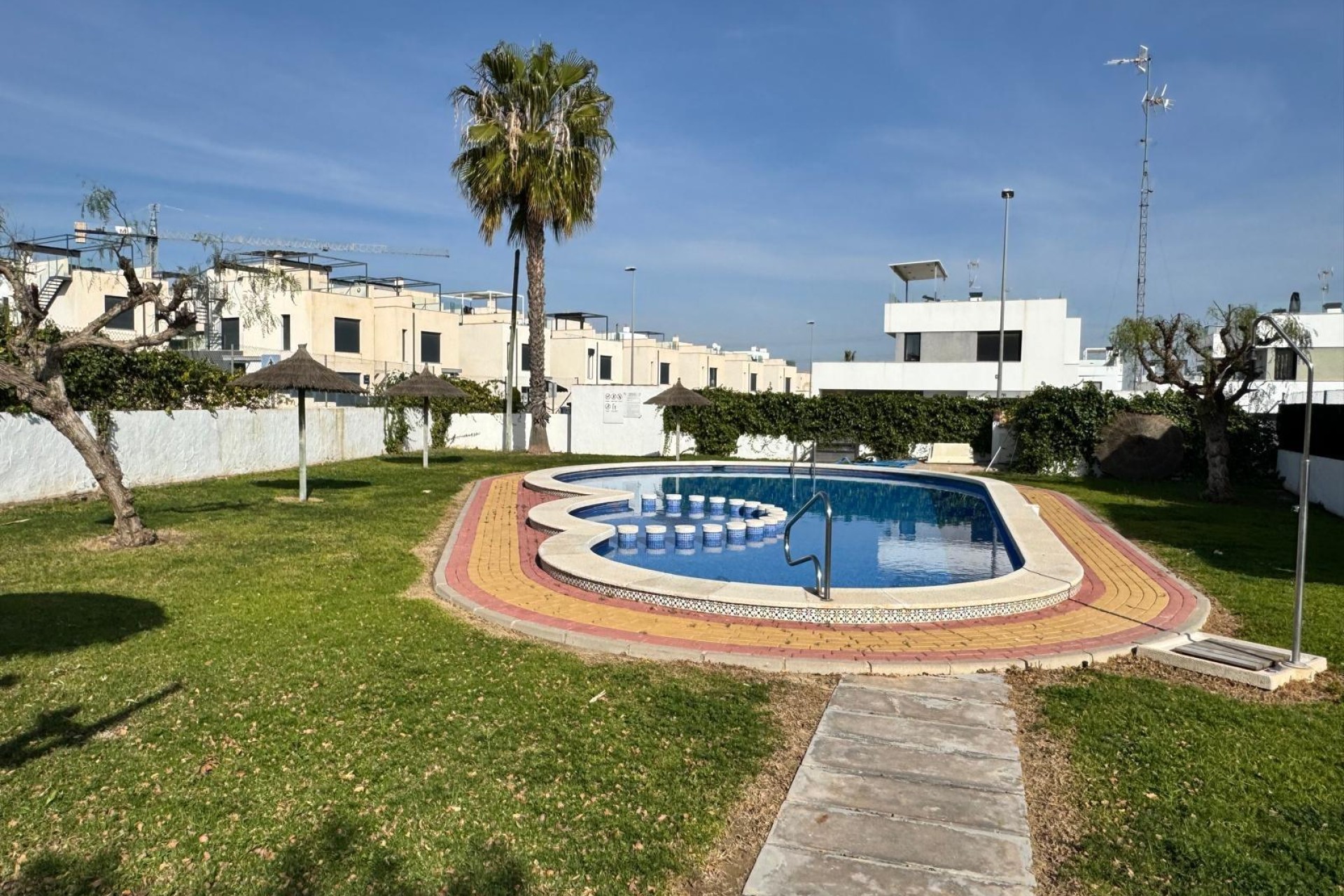 Återförsäljning - Villa - Orihuela Costa - PAU 26