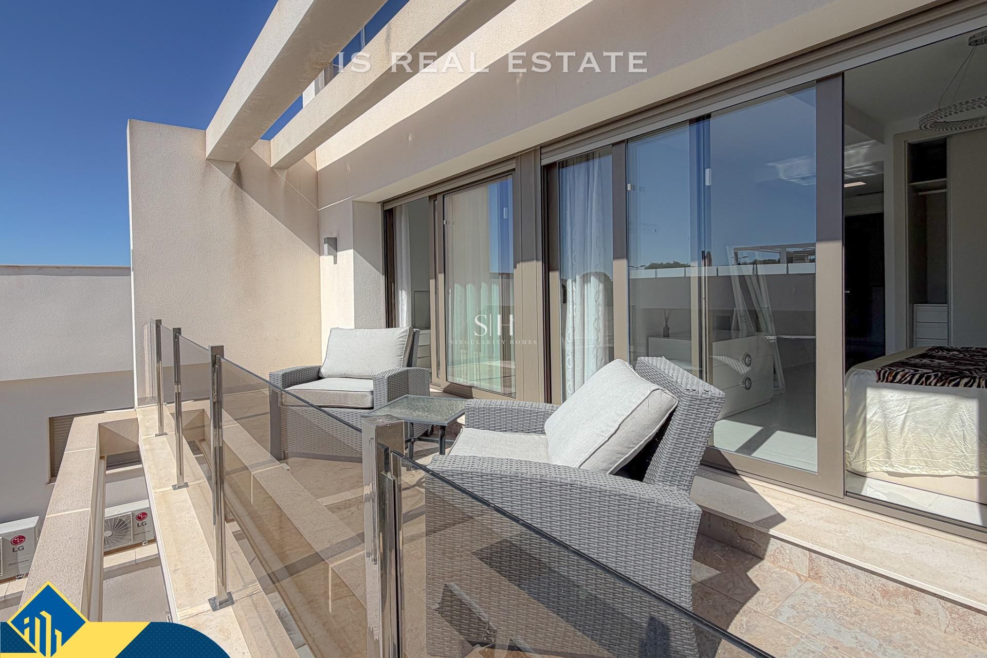 Återförsäljning - Villa - Orihuela Costa - PAU 26