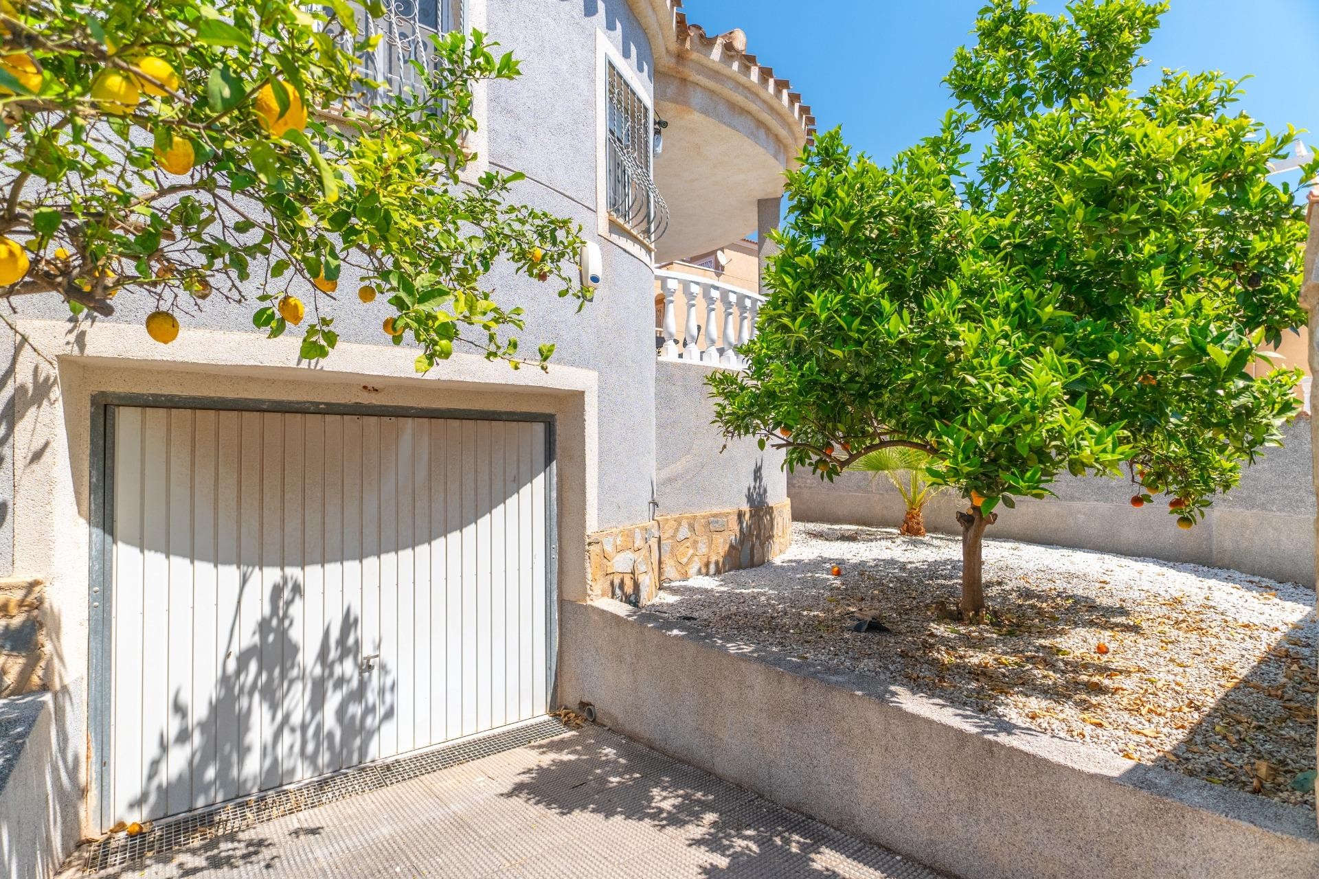 Återförsäljning - Villa - Orihuela Costa - Playa Flamenca Norte