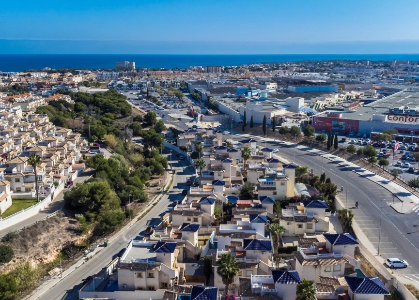 Återförsäljning - Villa - Orihuela Costa - Playa Flamenca Norte