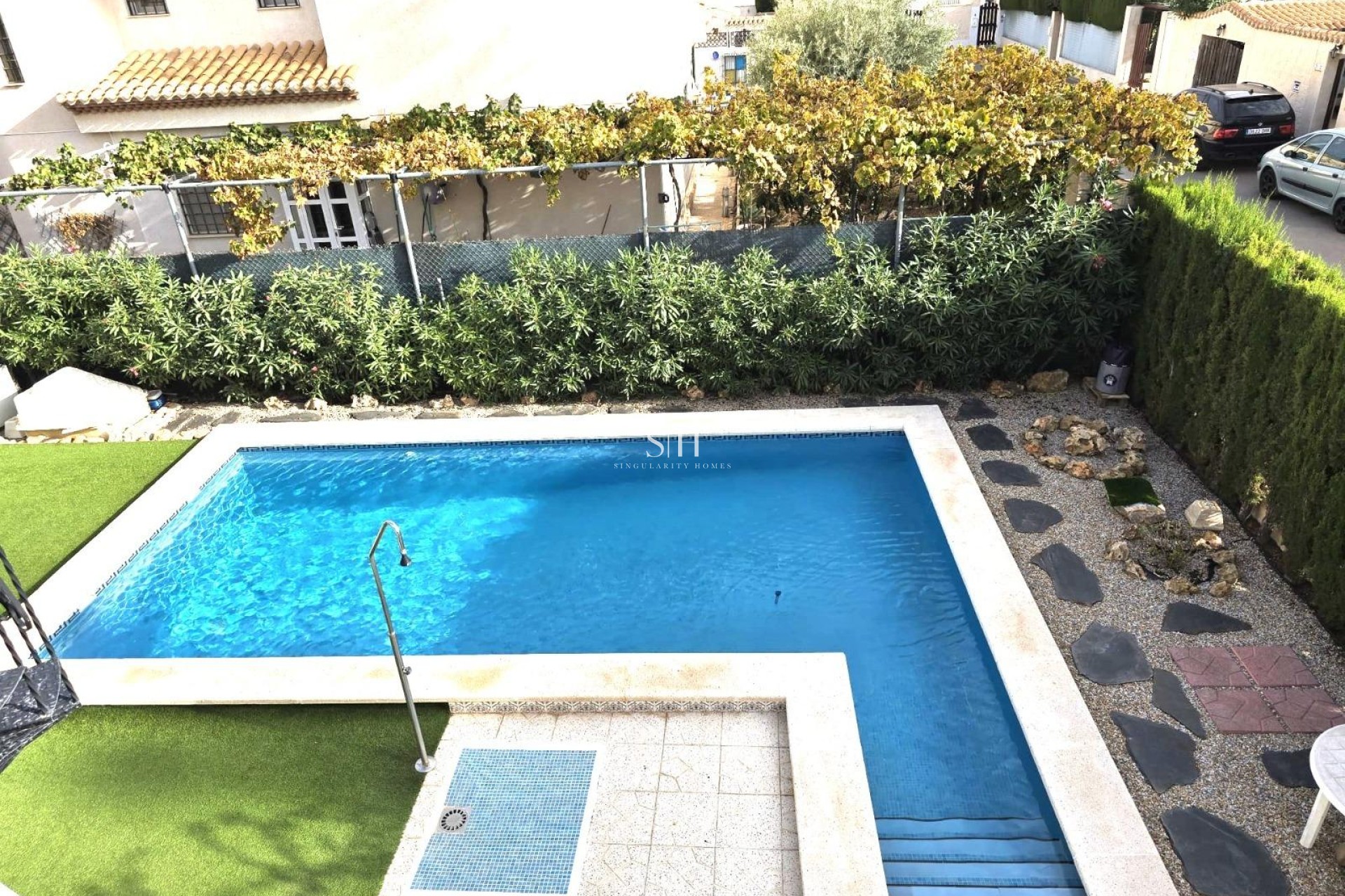 Återförsäljning - Villa - Orihuela Costa - Playa Flamenca