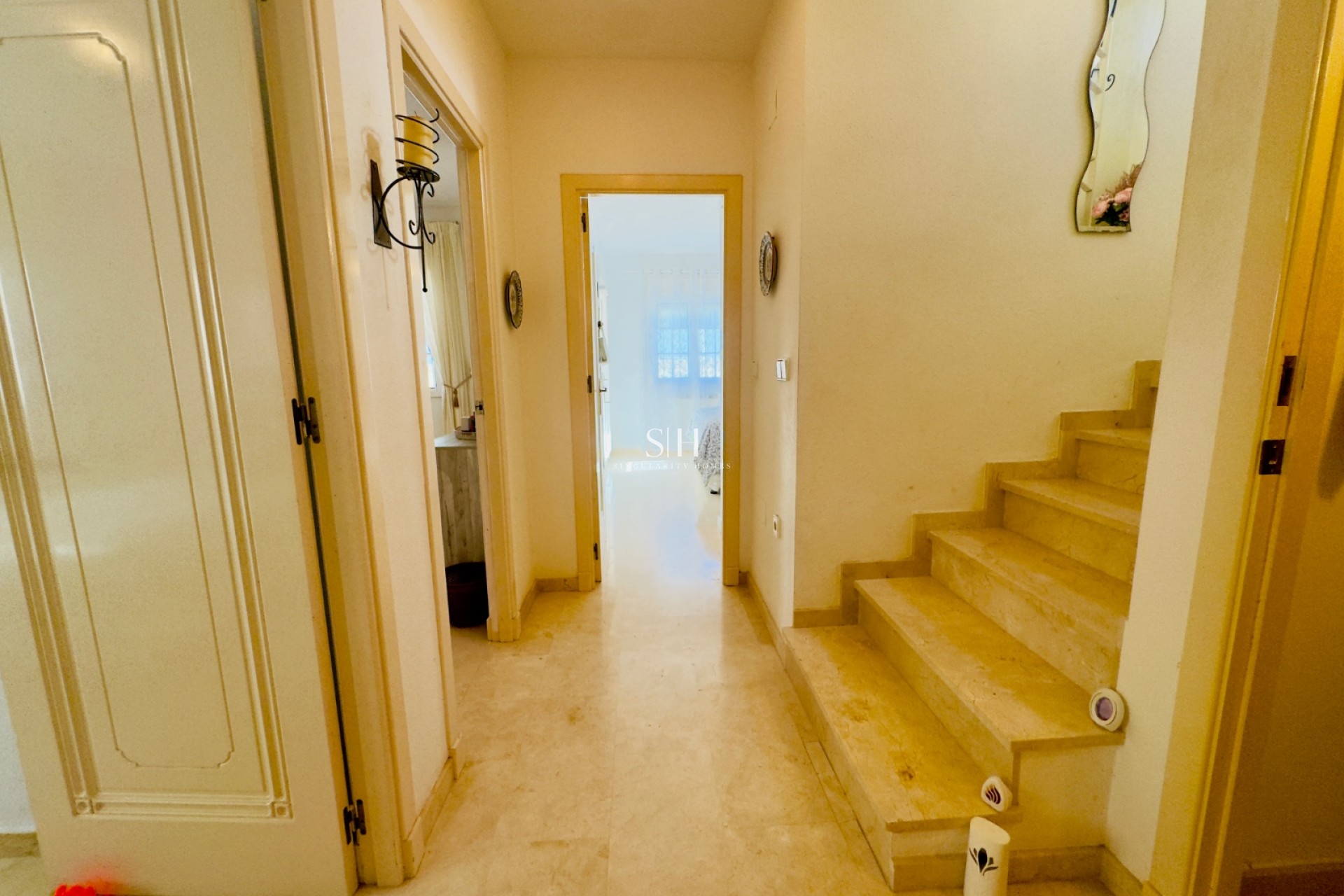 Återförsäljning - Villa - Orihuela Costa - Playa Flamenca