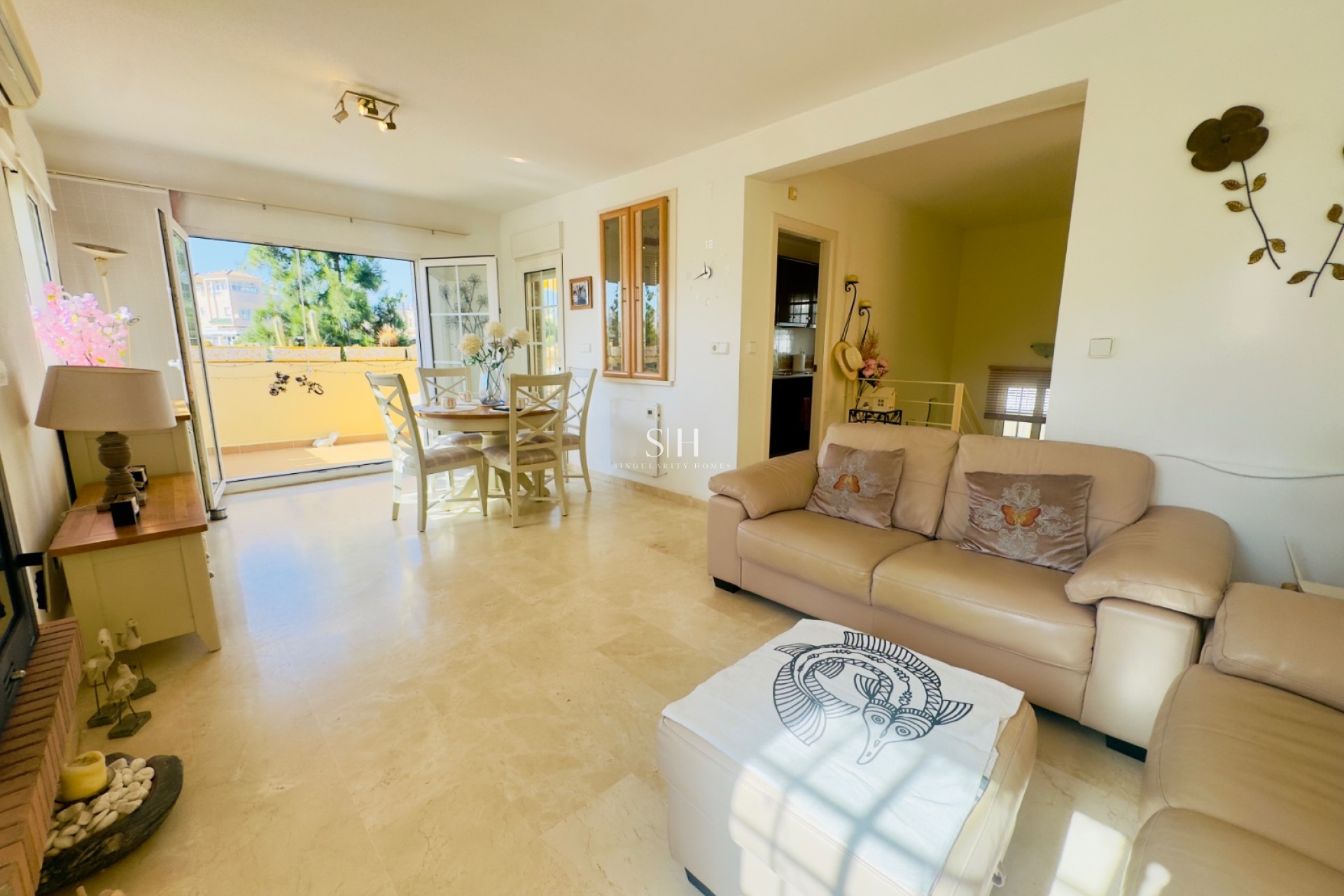 Återförsäljning - Villa - Orihuela Costa - Playa Flamenca