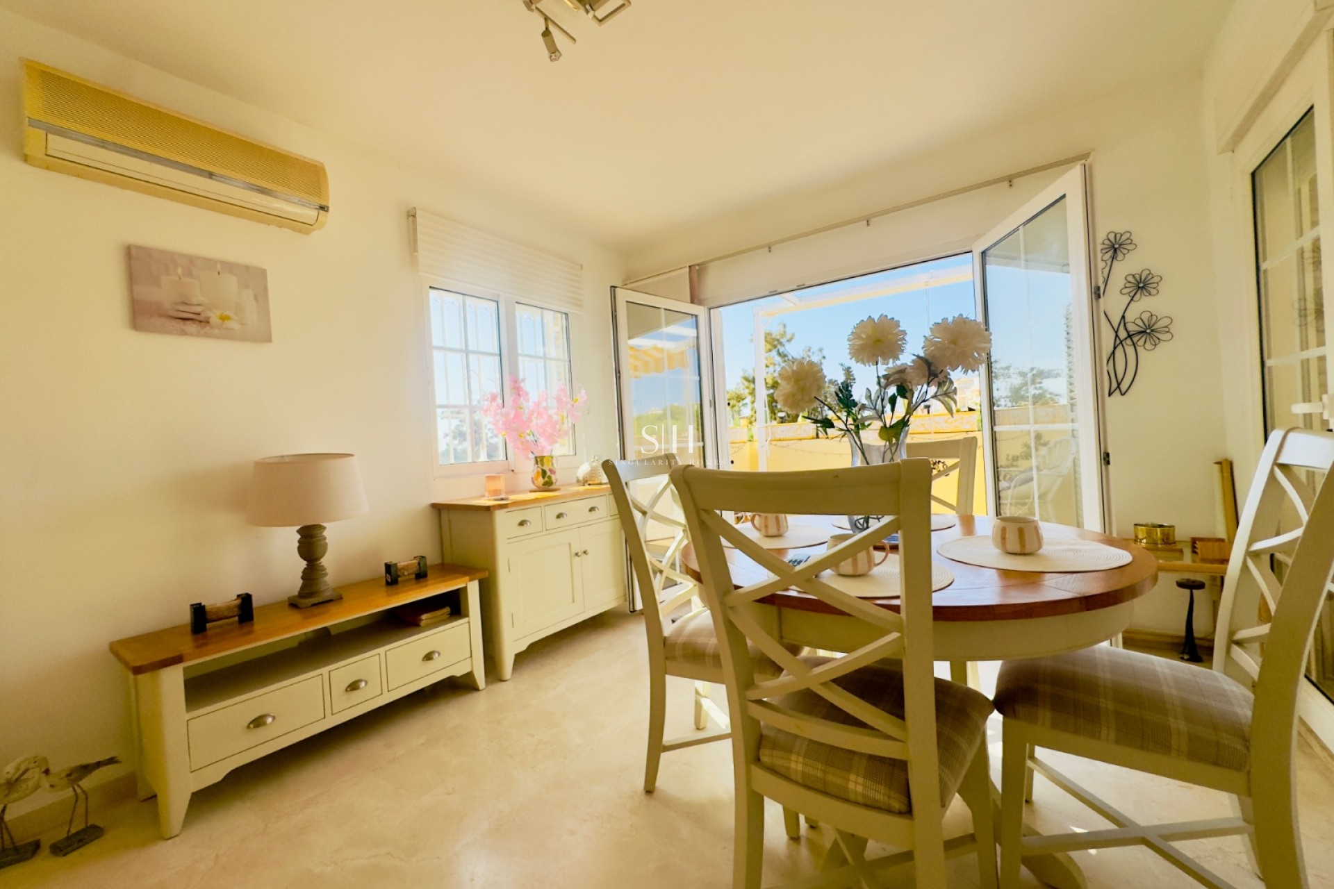 Återförsäljning - Villa - Orihuela Costa - Playa Flamenca