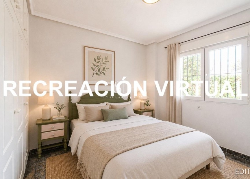 Återförsäljning - Villa - Orihuela Costa - Playa Flamenca