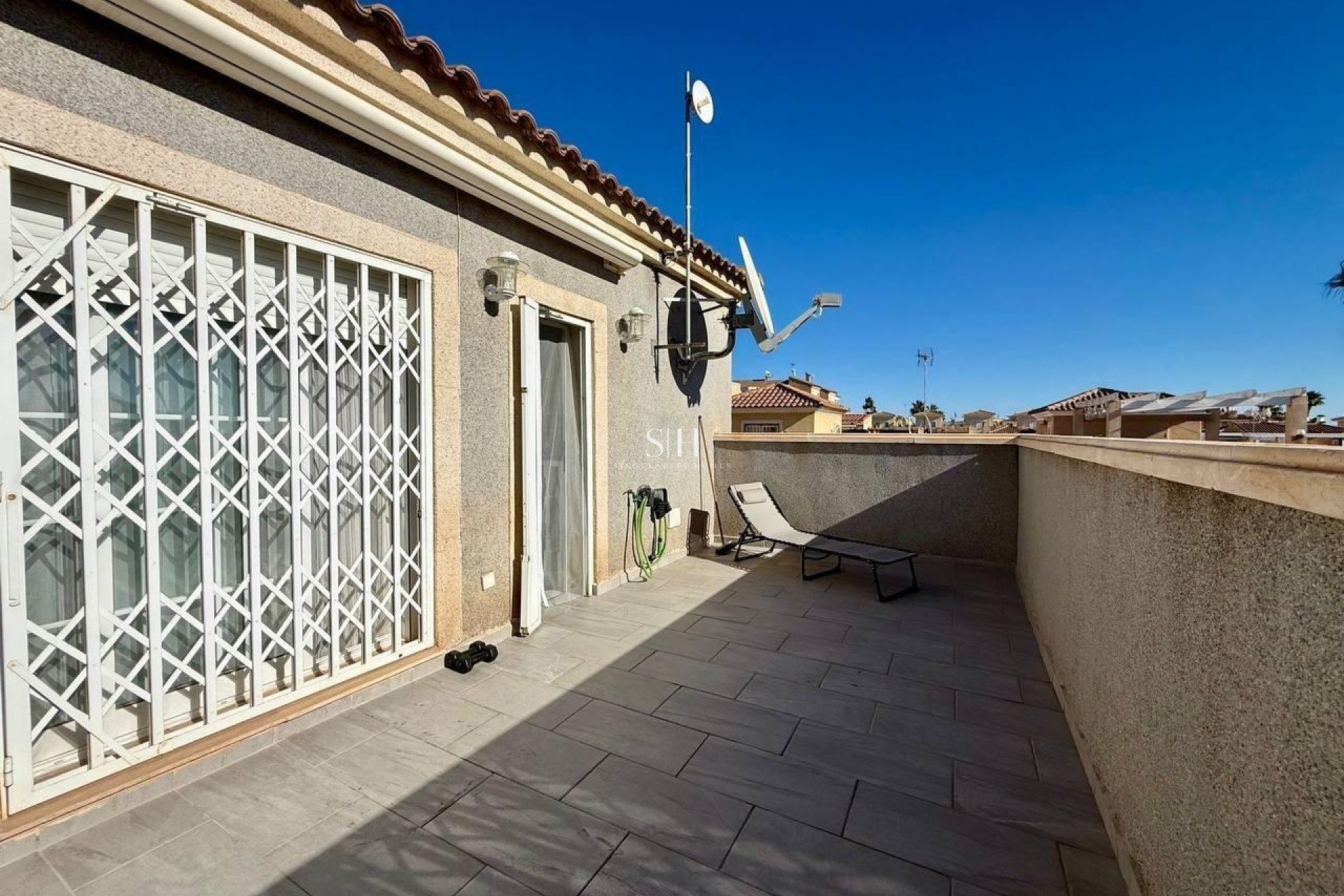 Återförsäljning - Villa - Orihuela Costa - Playa Flamenca