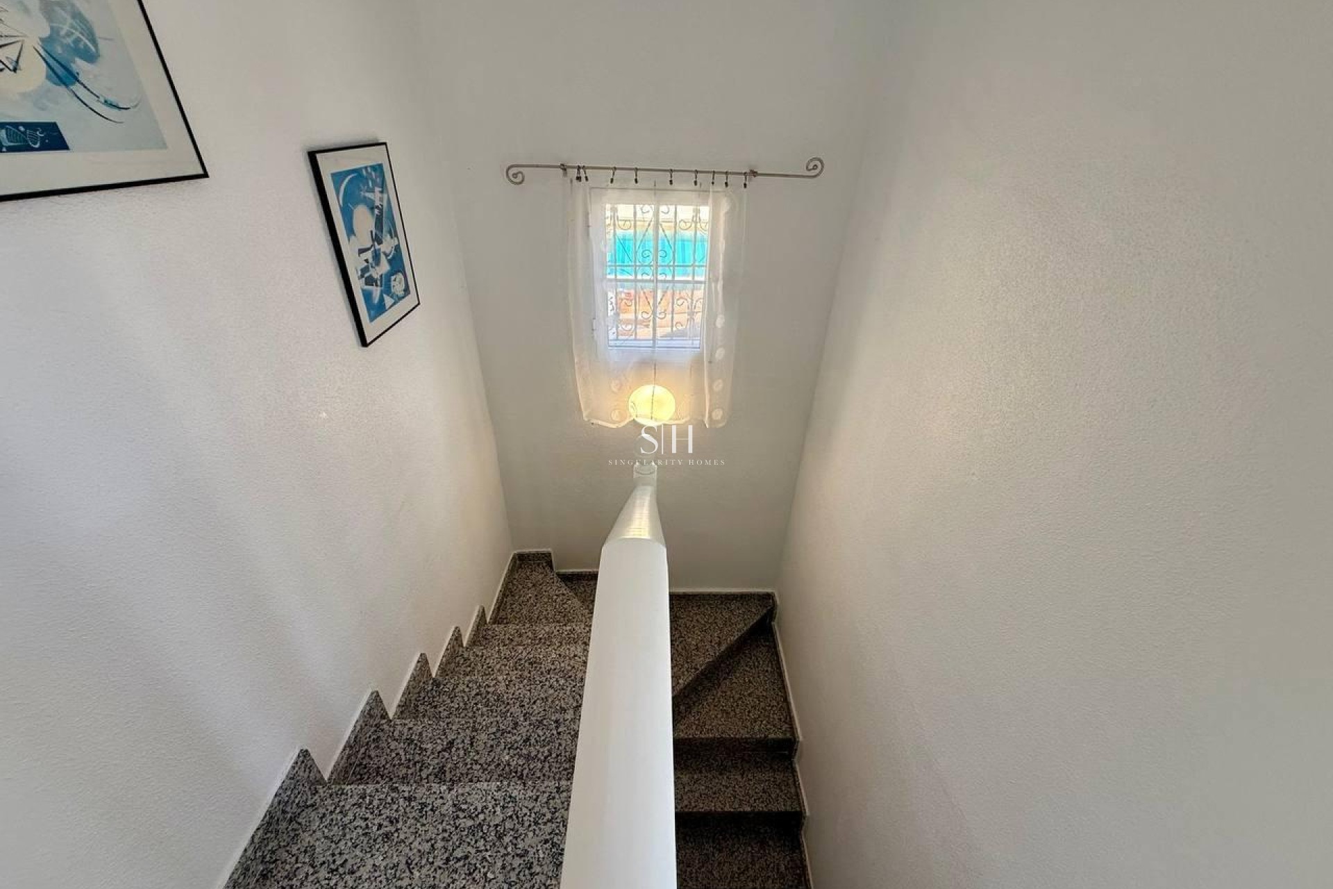 Återförsäljning - Villa - Orihuela Costa - Playa Flamenca