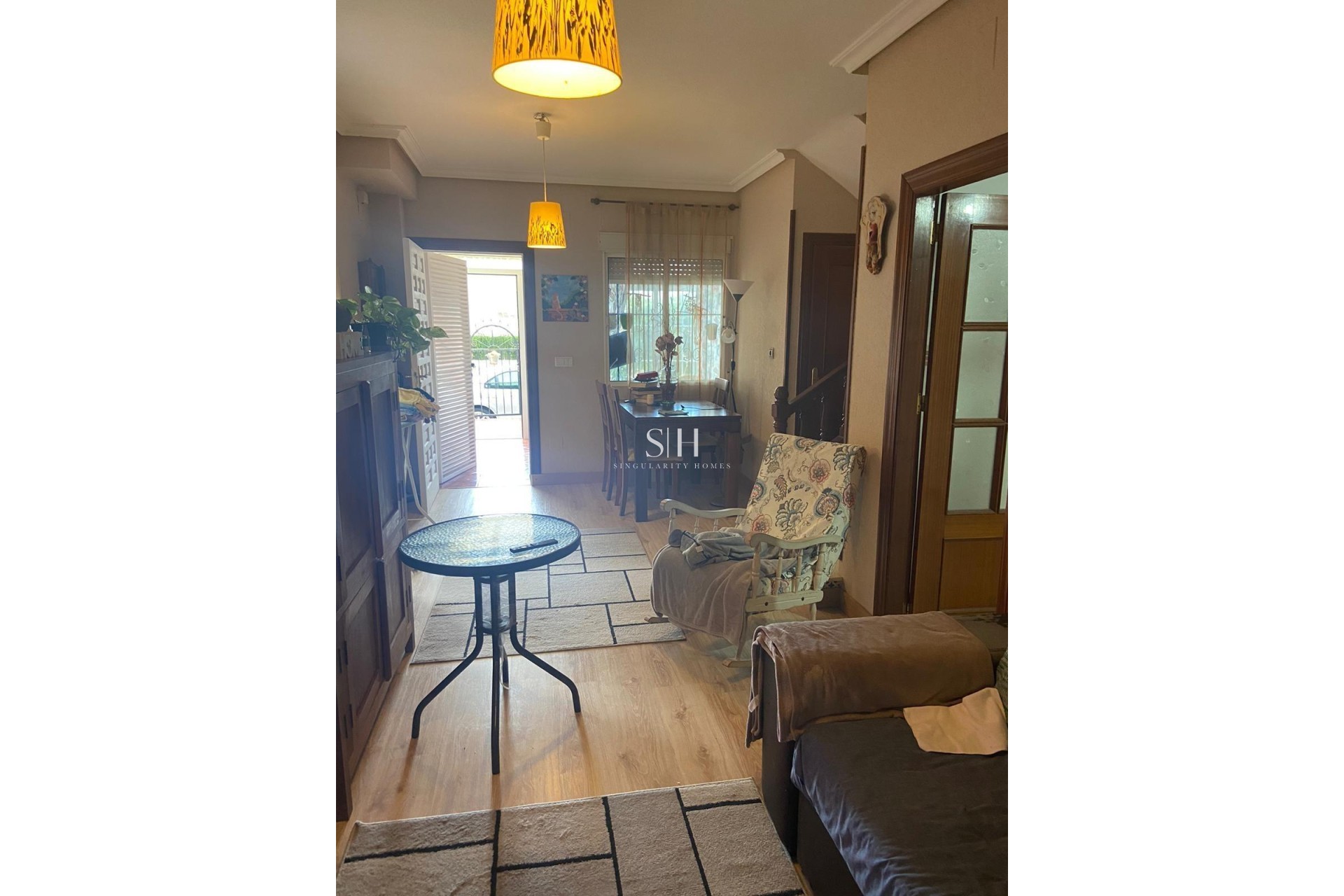 Återförsäljning - Villa - Orihuela Costa - Punta Prima