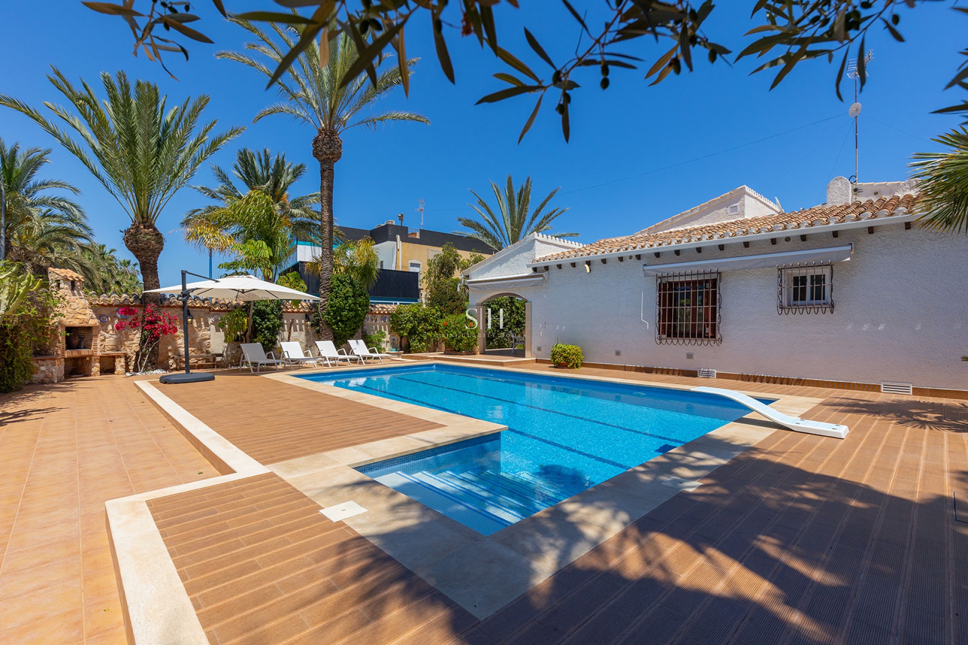 Återförsäljning - Villa - Orihuela Costa - Punta Prima