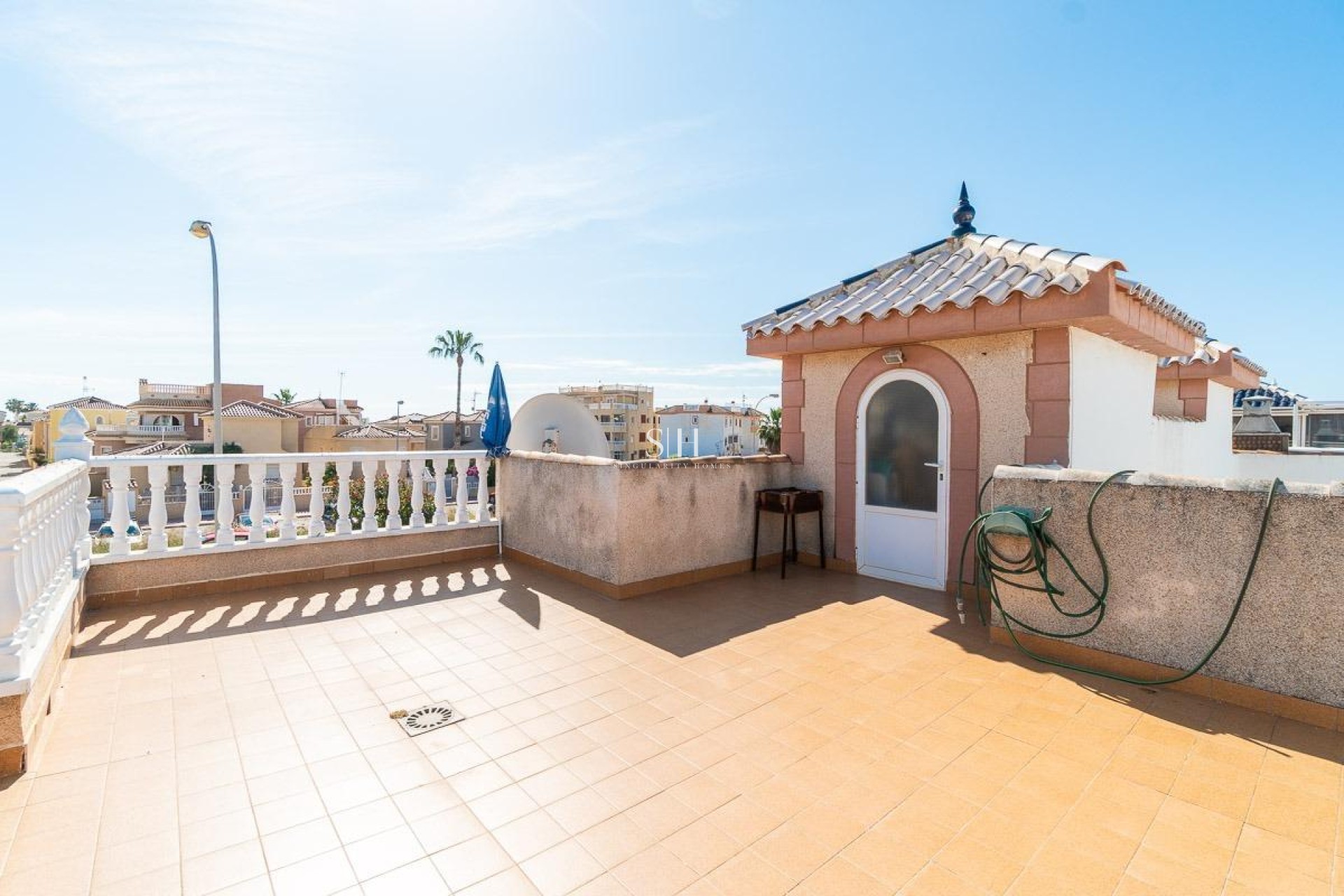 Återförsäljning - Villa - Orihuela Costa - Punta Prima